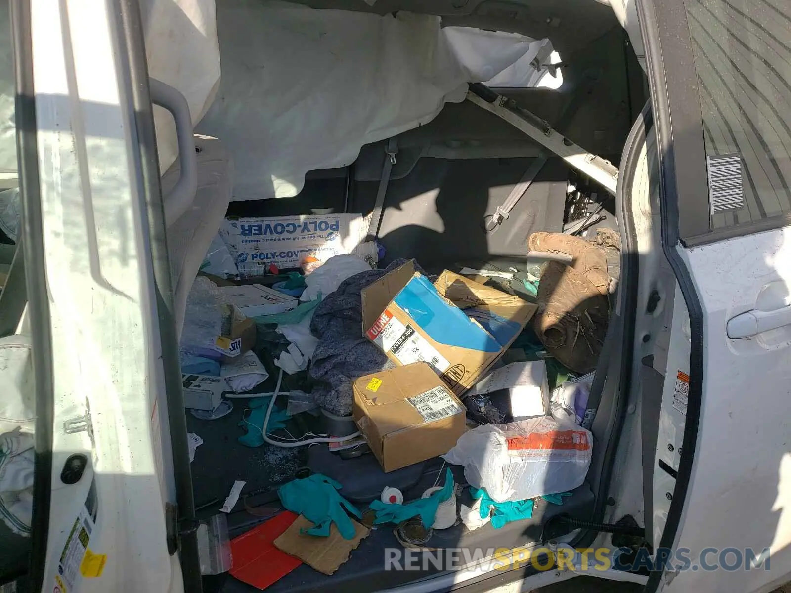 6 Photograph of a damaged car 5TDKZ3DC1KS007768 TOYOTA SIENNA 2019