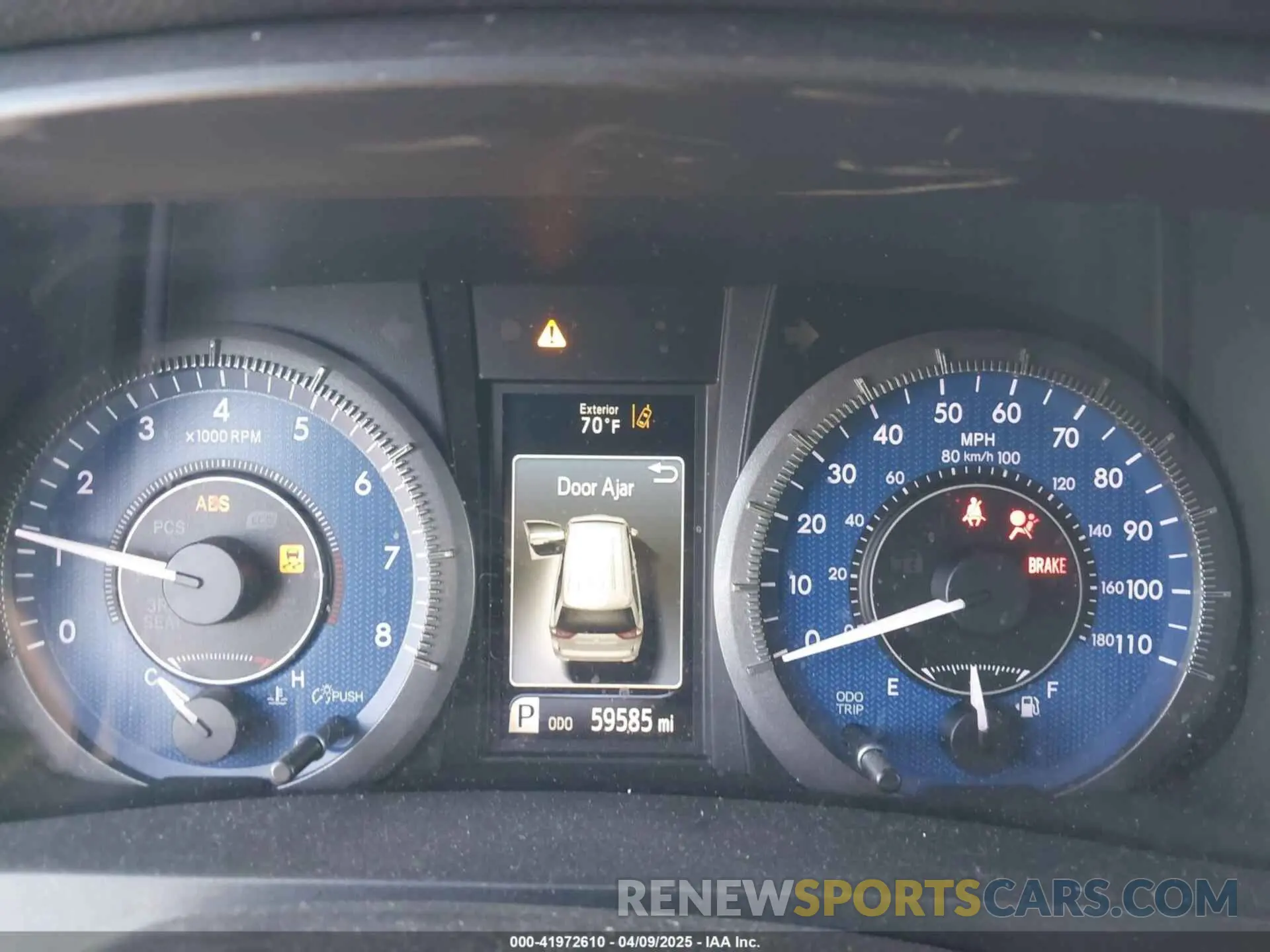 7 Photograph of a damaged car 5TDKZ3DC1KS966037 TOYOTA SIENNA 2019