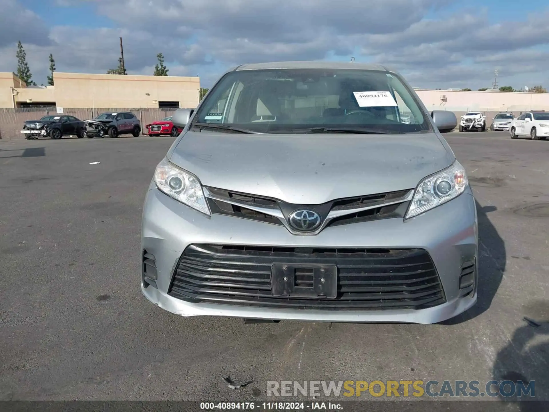 12 Фотография поврежденного автомобиля 5TDKZ3DC3KS014706 TOYOTA SIENNA 2019