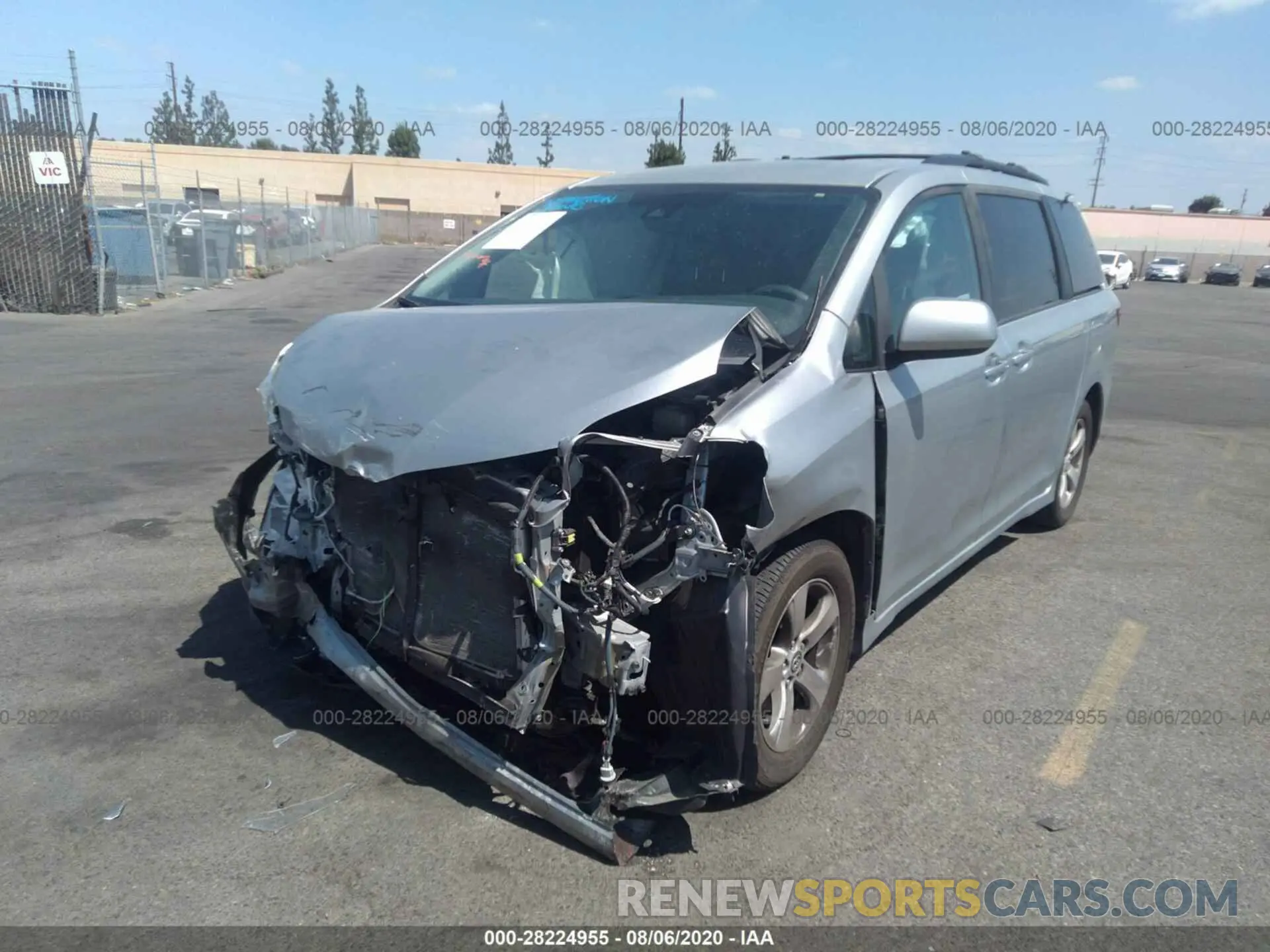 2 Photograph of a damaged car 5TDKZ3DC3KS981381 TOYOTA SIENNA 2019