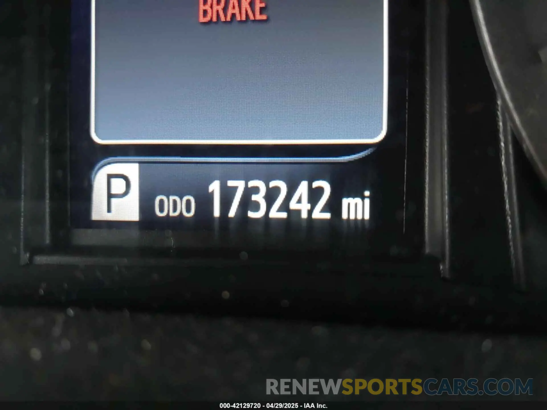 15 Photograph of a damaged car 5TDKZ3DC4KS011331 TOYOTA SIENNA 2019