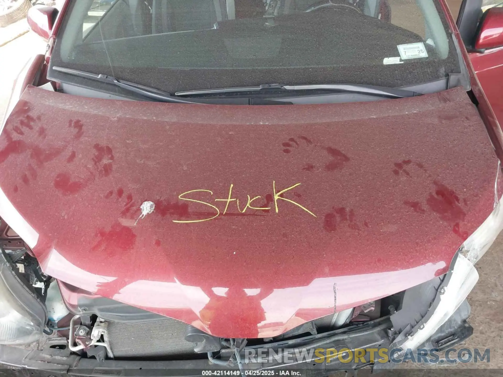 10 Фотография поврежденного автомобиля 5TDKZ3DC8KS988357 TOYOTA SIENNA 2019