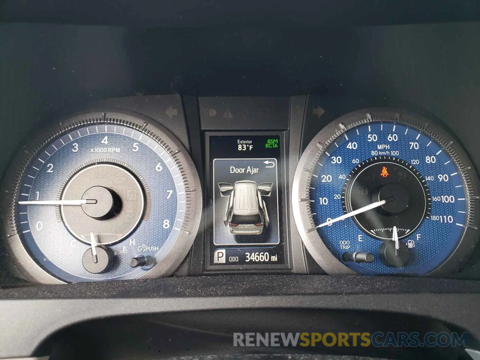 8 Photograph of a damaged car 5TDKZ3DCXKS999750 TOYOTA SIENNA 2019