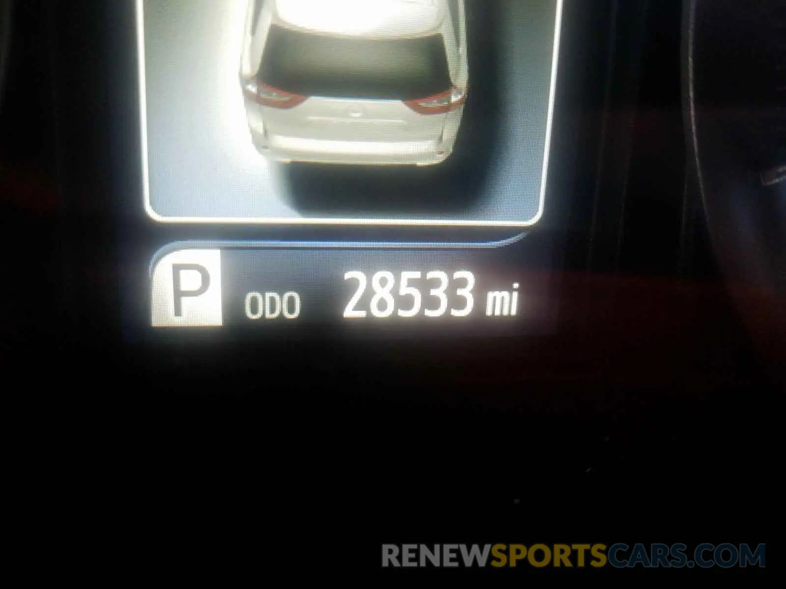 8 Photograph of a damaged car 5TDXZ3DC7KS985746 TOYOTA SIENNA 2019