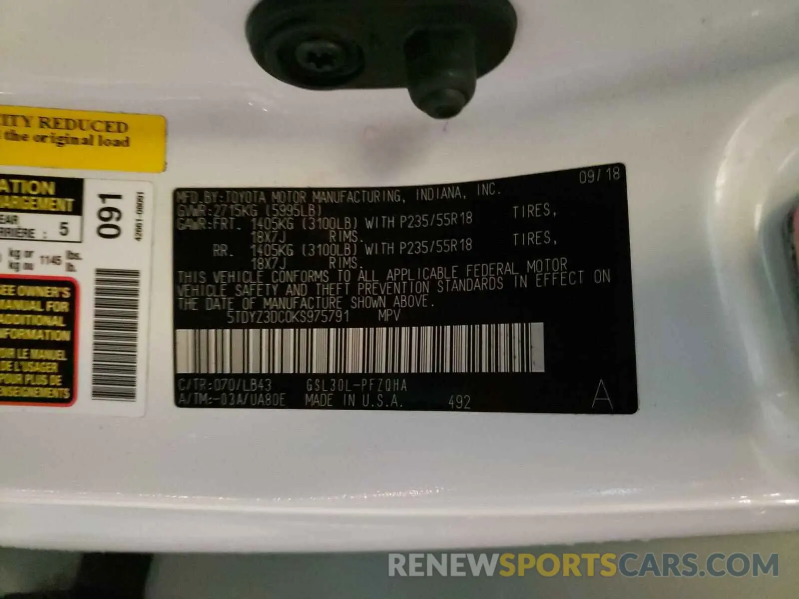 10 Photograph of a damaged car 5TDYZ3DC0KS975791 TOYOTA SIENNA 2019