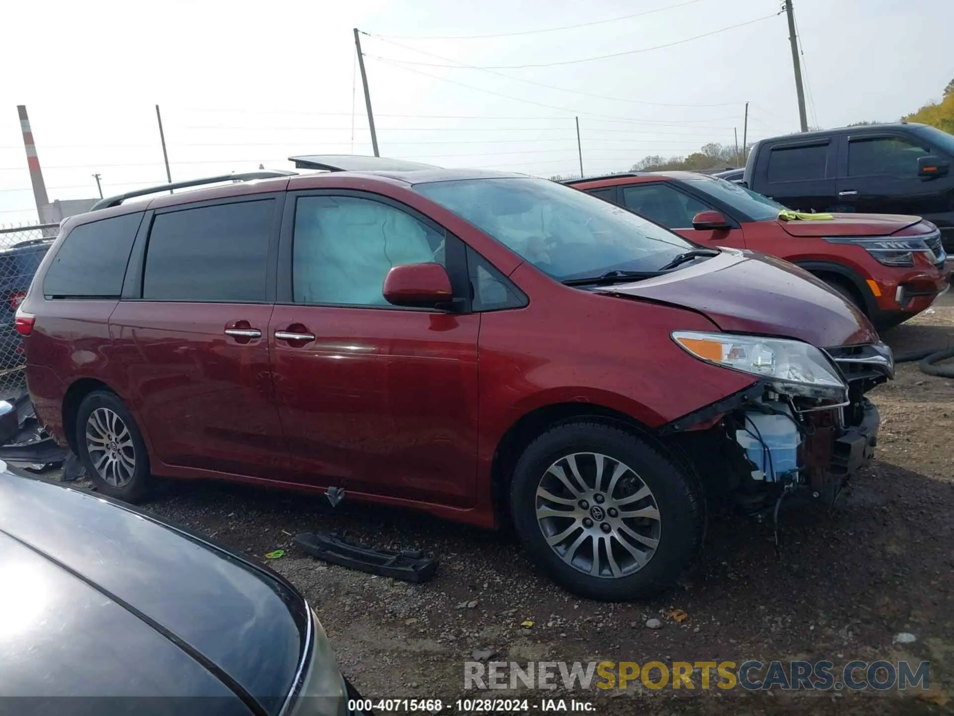 13 Фотография поврежденного автомобиля 5TDYZ3DC1KS005299 TOYOTA SIENNA 2019