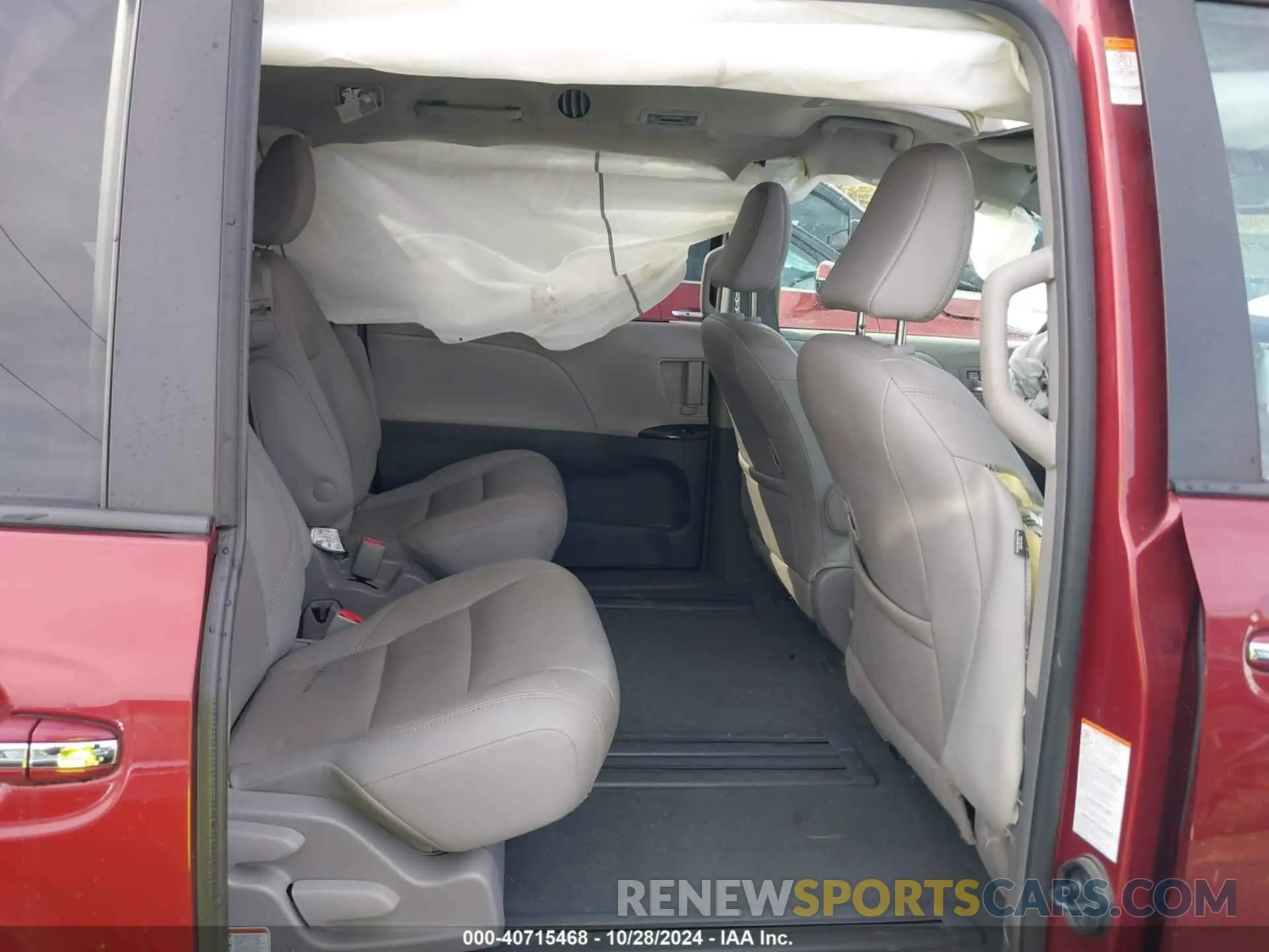 8 Фотография поврежденного автомобиля 5TDYZ3DC1KS005299 TOYOTA SIENNA 2019