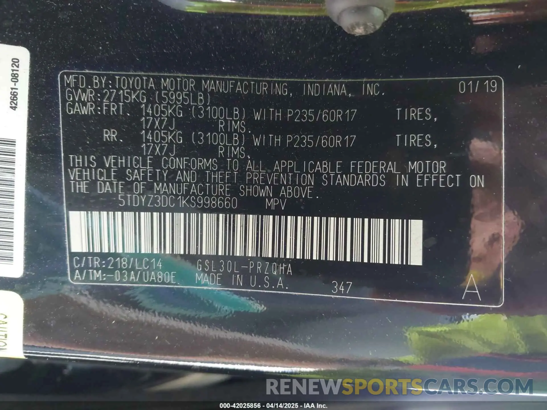 9 Photograph of a damaged car 5TDYZ3DC1KS998660 TOYOTA SIENNA 2019