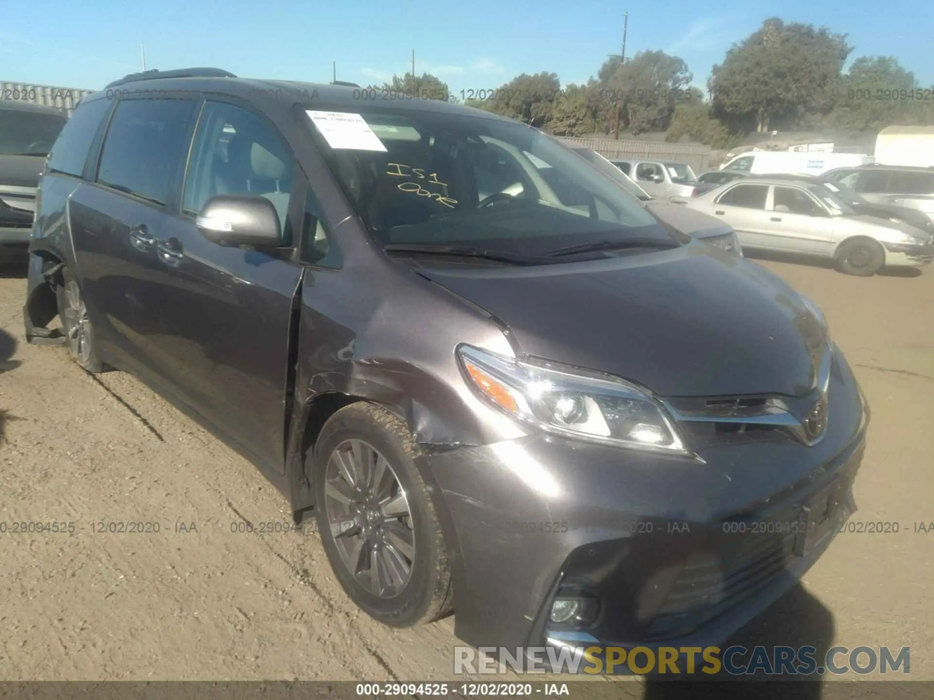 1 Photograph of a damaged car 5TDYZ3DC2KS015811 TOYOTA SIENNA 2019