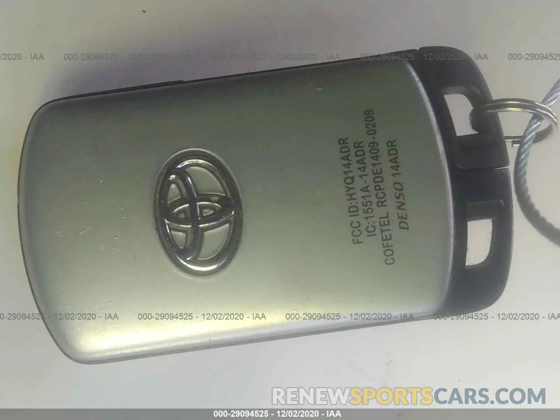 11 Photograph of a damaged car 5TDYZ3DC2KS015811 TOYOTA SIENNA 2019