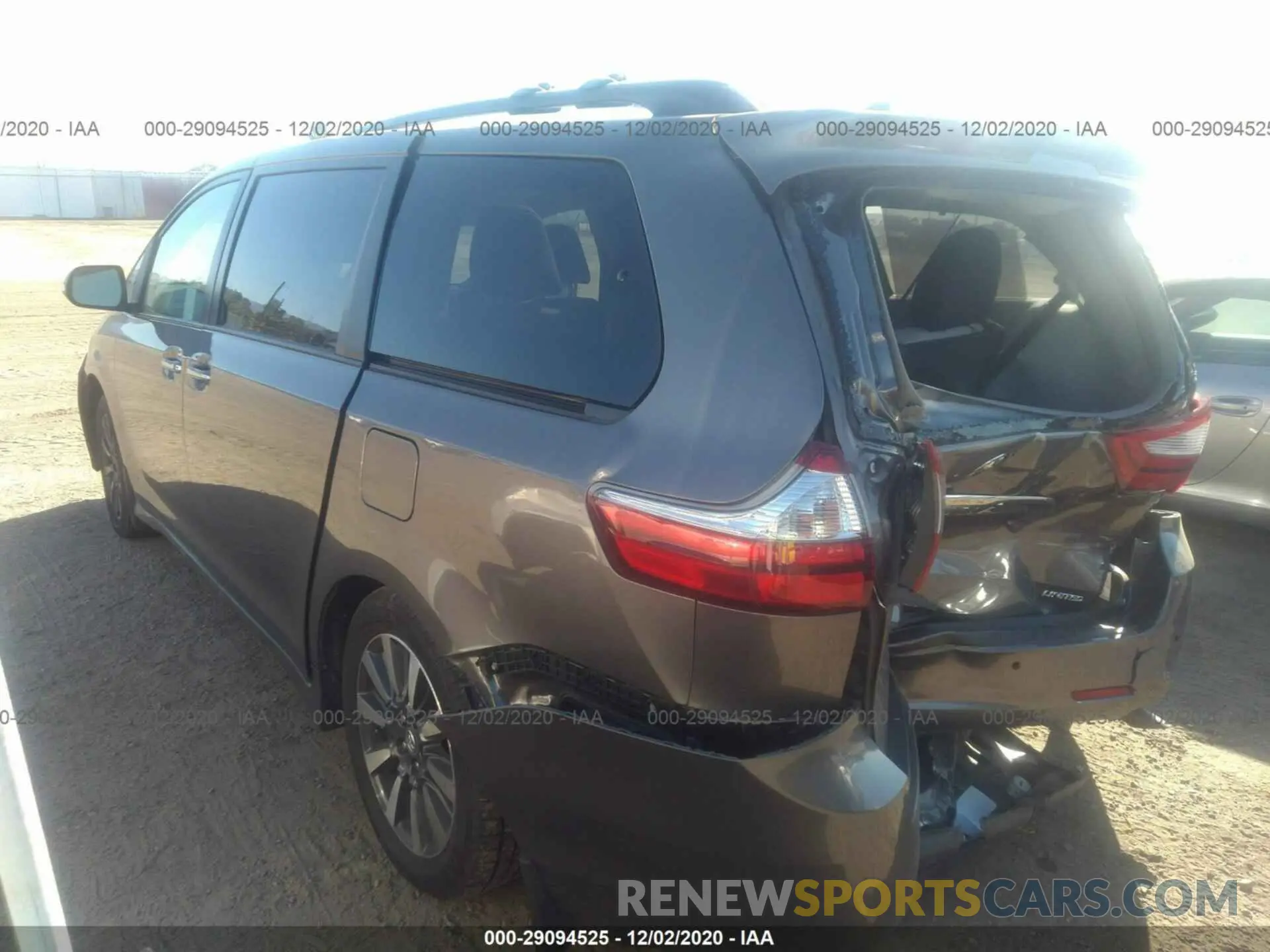 3 Photograph of a damaged car 5TDYZ3DC2KS015811 TOYOTA SIENNA 2019