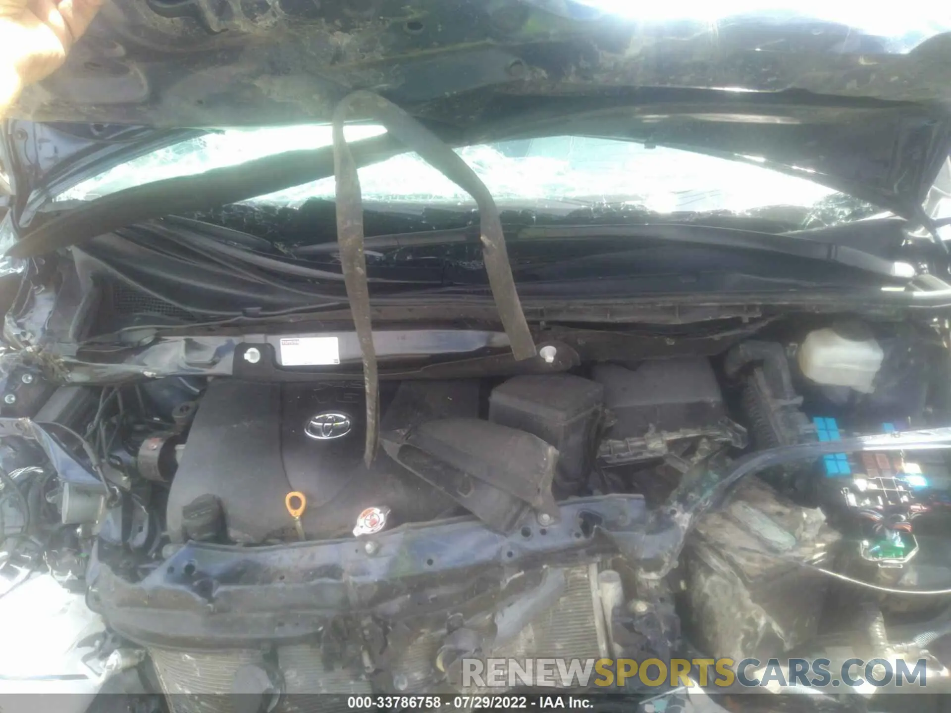 10 Фотография поврежденного автомобиля 5TDYZ3DC4KS985384 TOYOTA SIENNA 2019