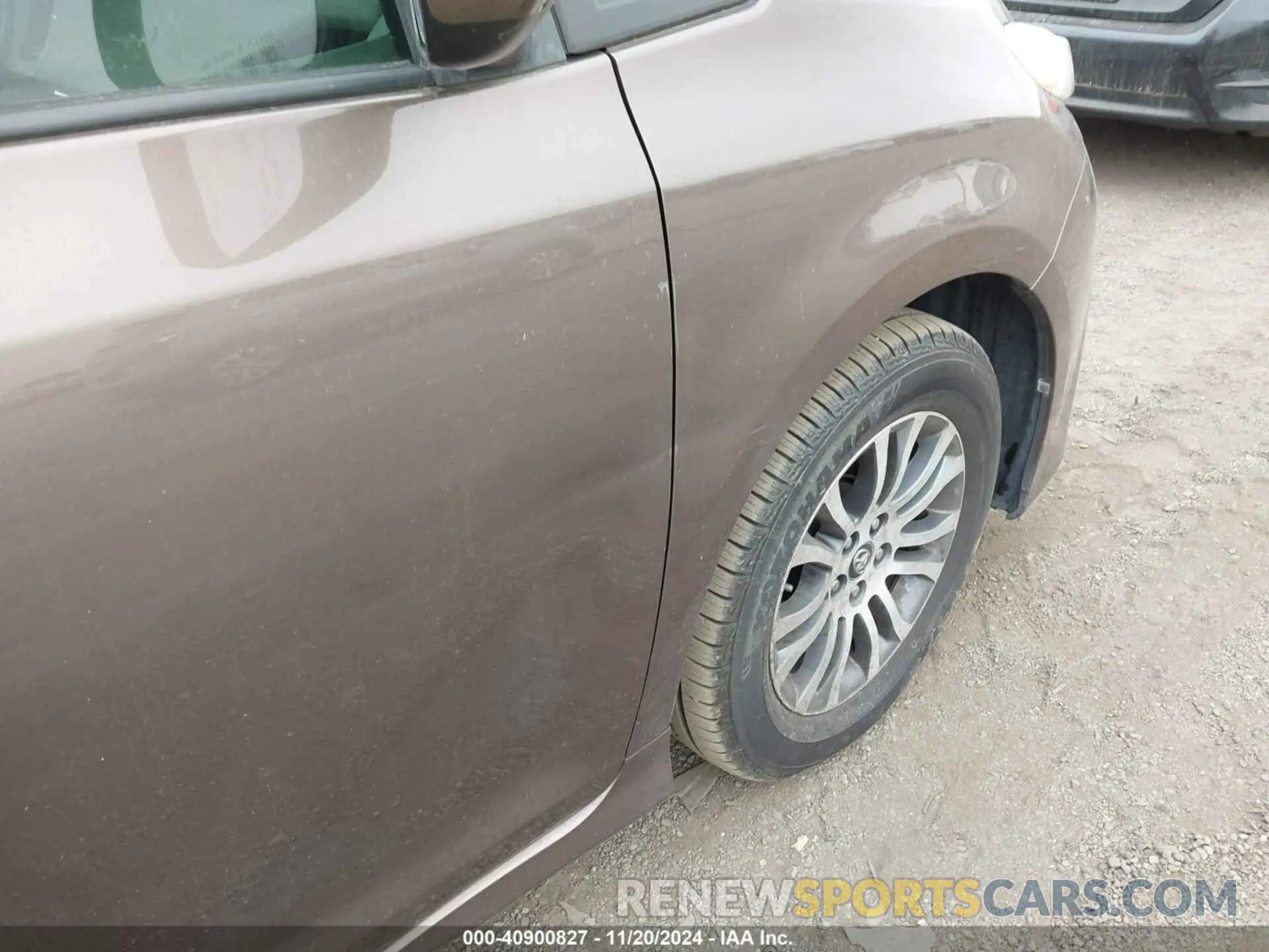 20 Фотография поврежденного автомобиля 5TDYZ3DC4KS987264 TOYOTA SIENNA 2019