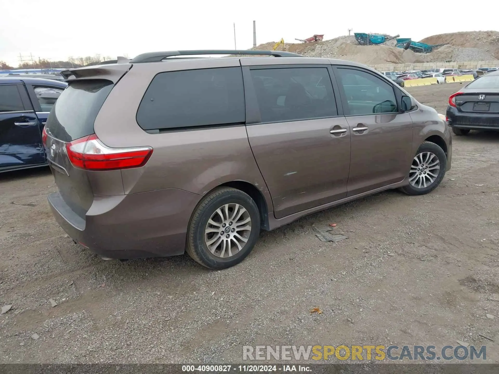 4 Фотография поврежденного автомобиля 5TDYZ3DC4KS987264 TOYOTA SIENNA 2019
