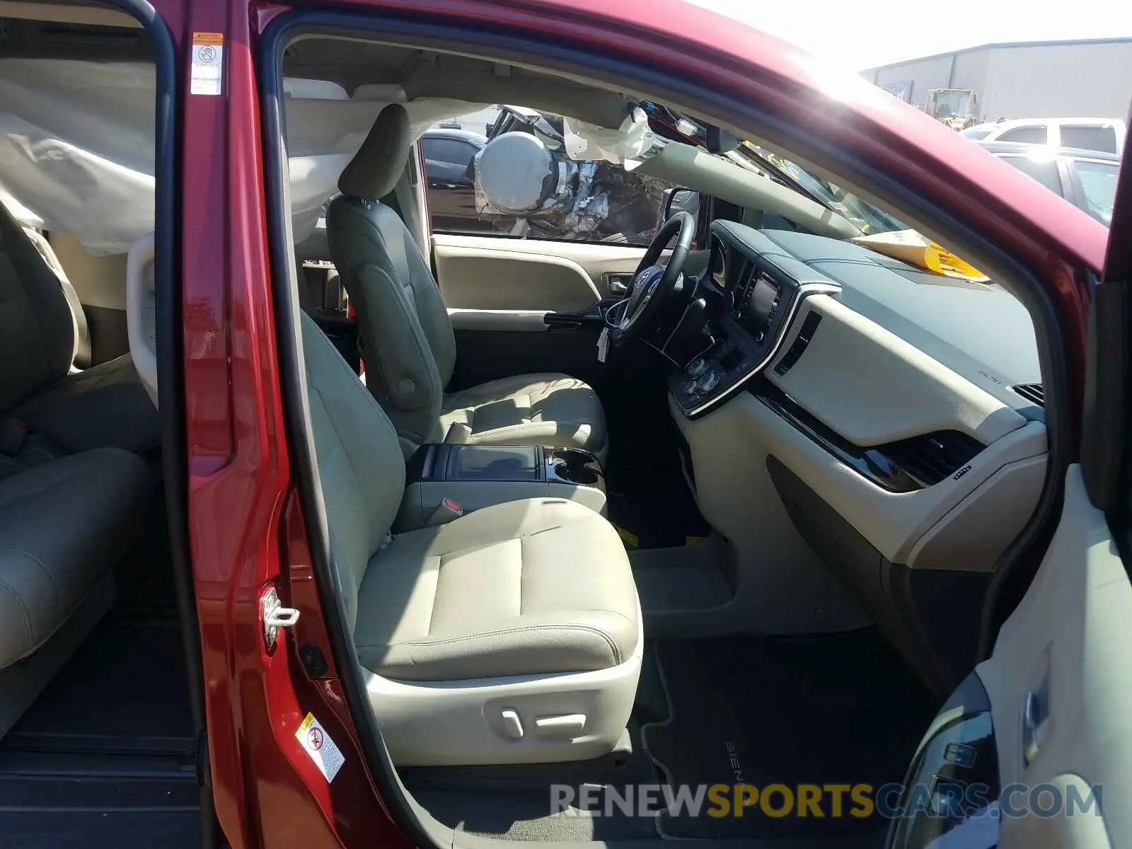 5 Photograph of a damaged car 5TDYZ3DC7KS989574 TOYOTA SIENNA 2019