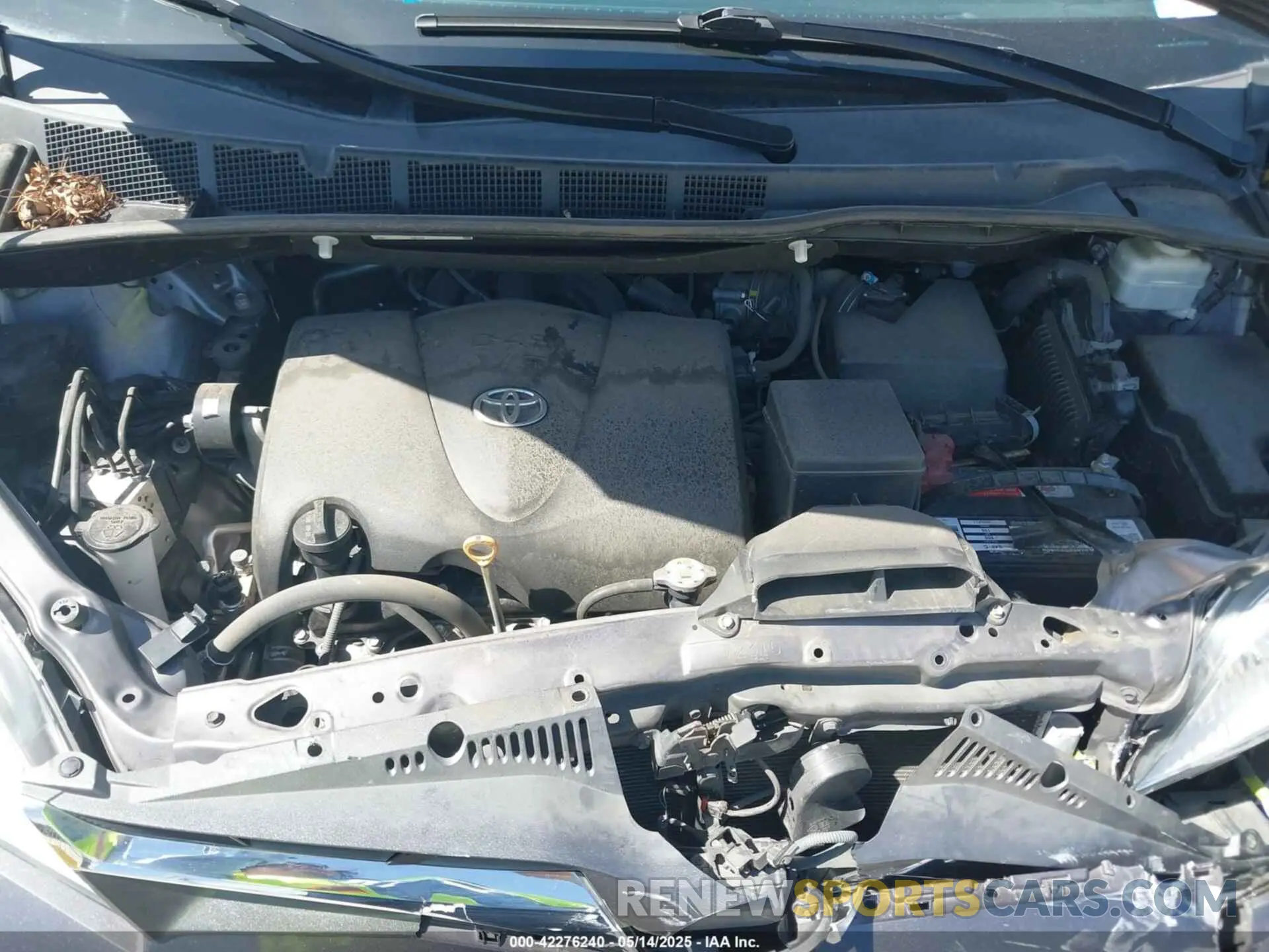 10 Фотография поврежденного автомобиля 5TDYZ3DC8KS001055 TOYOTA SIENNA 2019