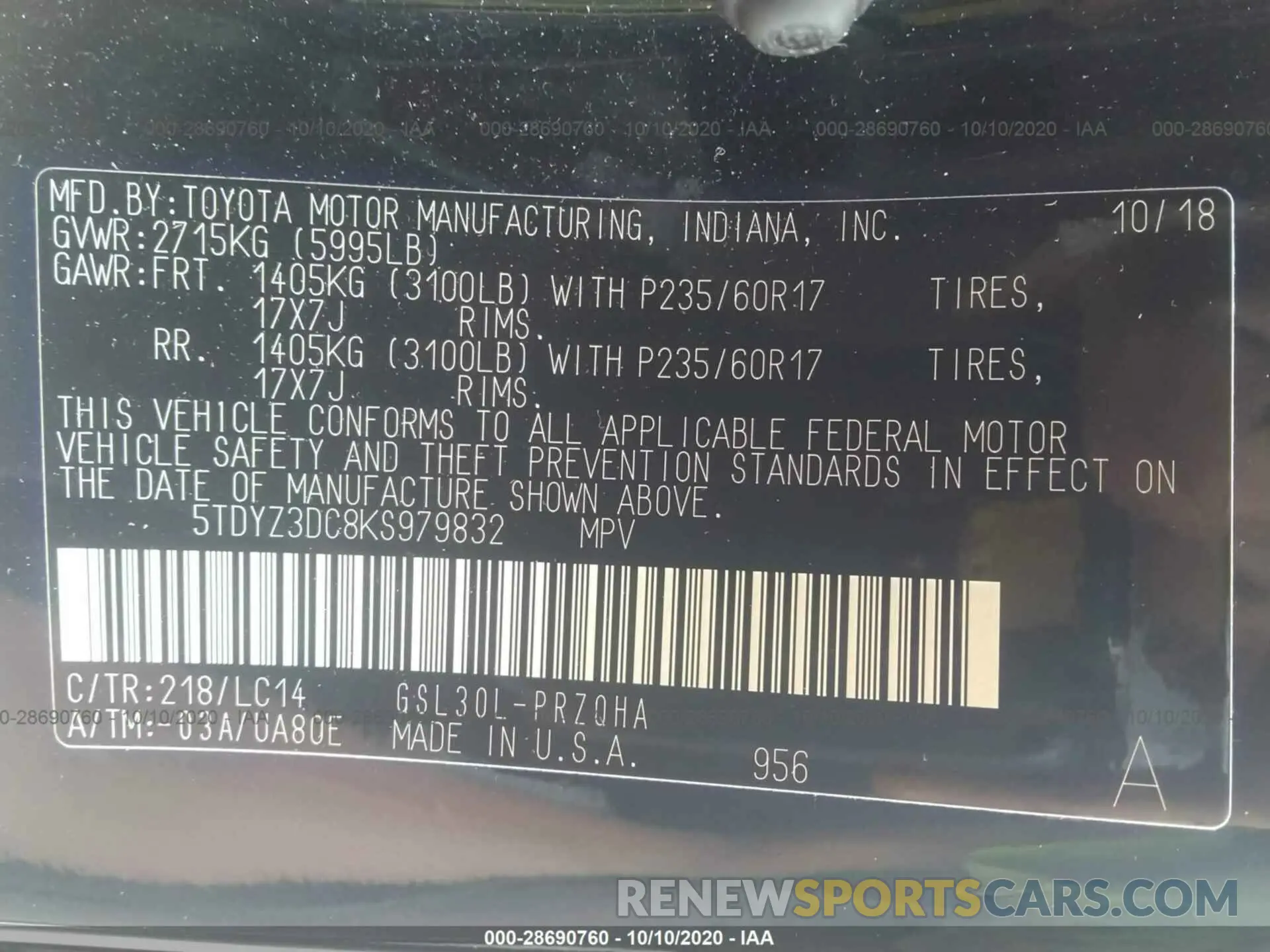 9 Photograph of a damaged car 5TDYZ3DC8KS979832 TOYOTA SIENNA 2019