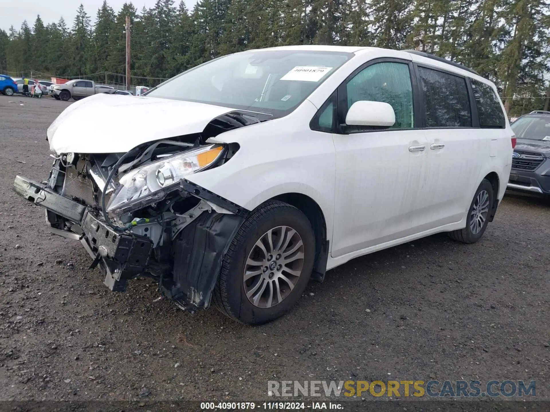 2 Фотография поврежденного автомобиля 5TDYZ3DC9KS006832 TOYOTA SIENNA 2019