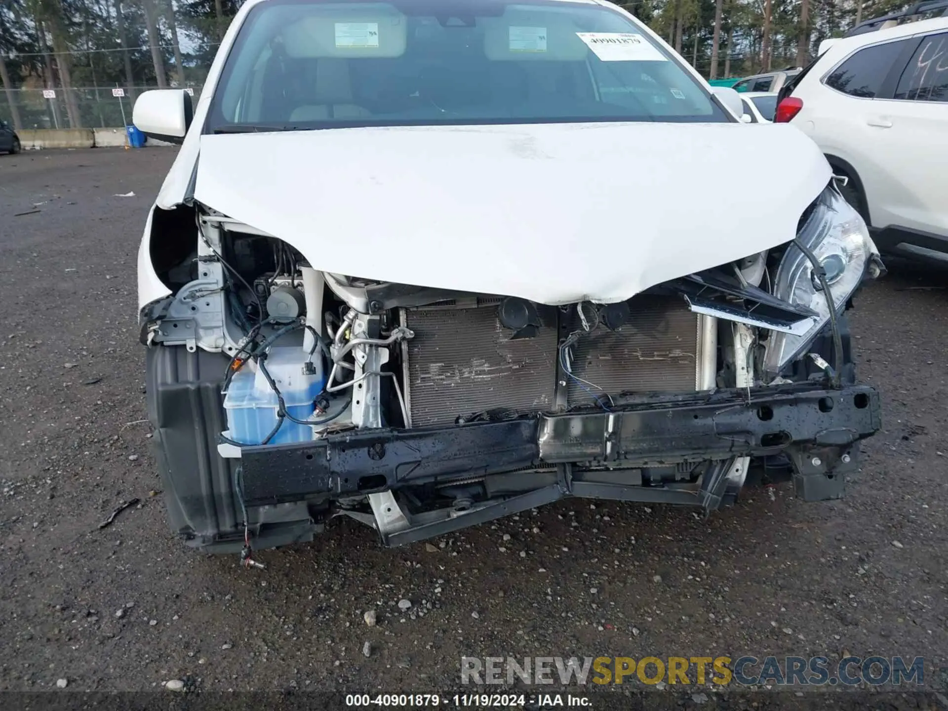 6 Фотография поврежденного автомобиля 5TDYZ3DC9KS006832 TOYOTA SIENNA 2019