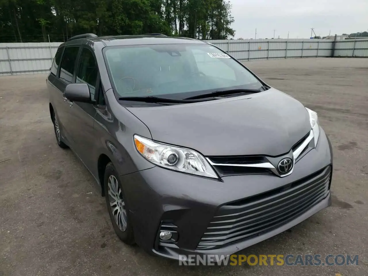 1 Photograph of a damaged car 5TDYZ3DC9KS978365 TOYOTA SIENNA 2019