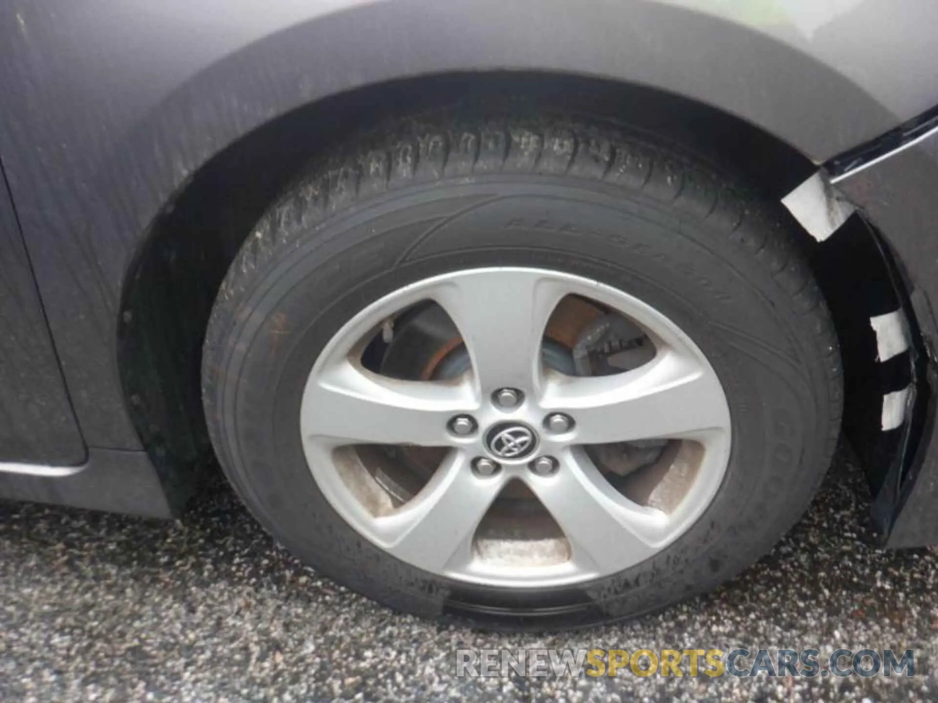 8 Фотография поврежденного автомобиля 5TDZZ3DC2KS008944 TOYOTA SIENNA 2019