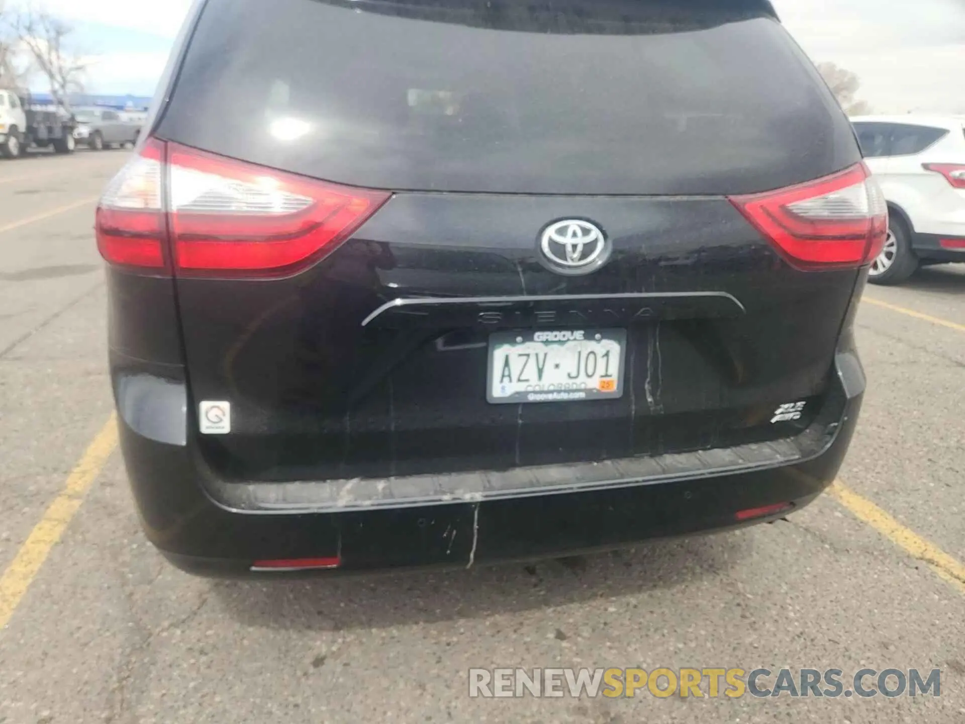 16 Photograph of a damaged car 5TDDZ3DC1LS249549 TOYOTA SIENNA 2020
