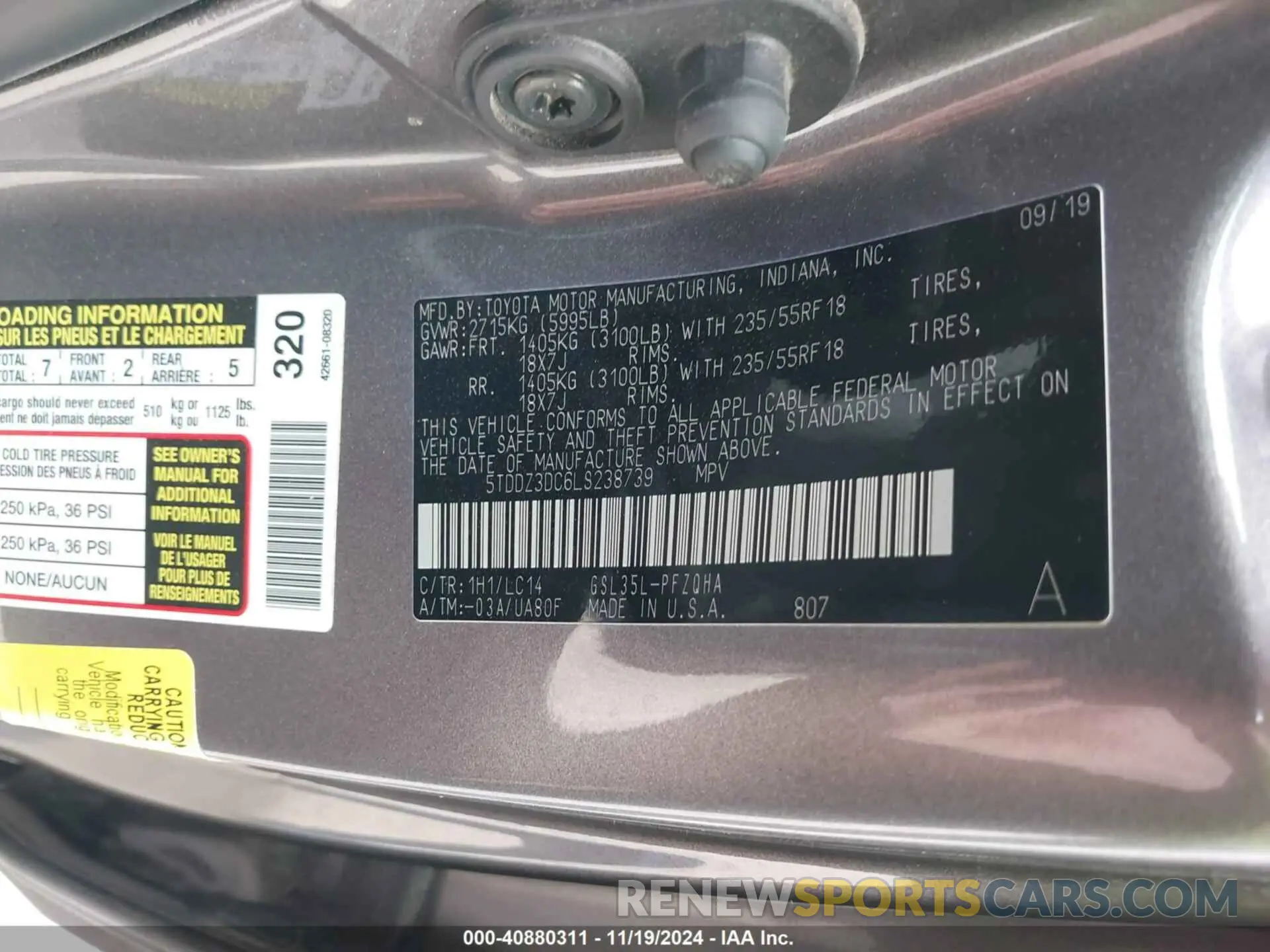 9 Photograph of a damaged car 5TDDZ3DC6LS238739 TOYOTA SIENNA 2020