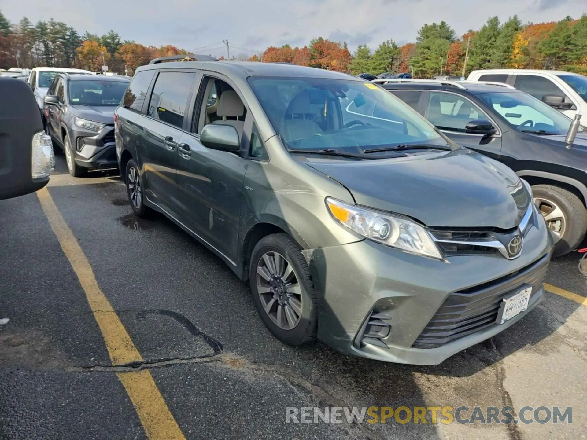 27 Photograph of a damaged car 5TDJZ3DC0LS250971 TOYOTA SIENNA 2020