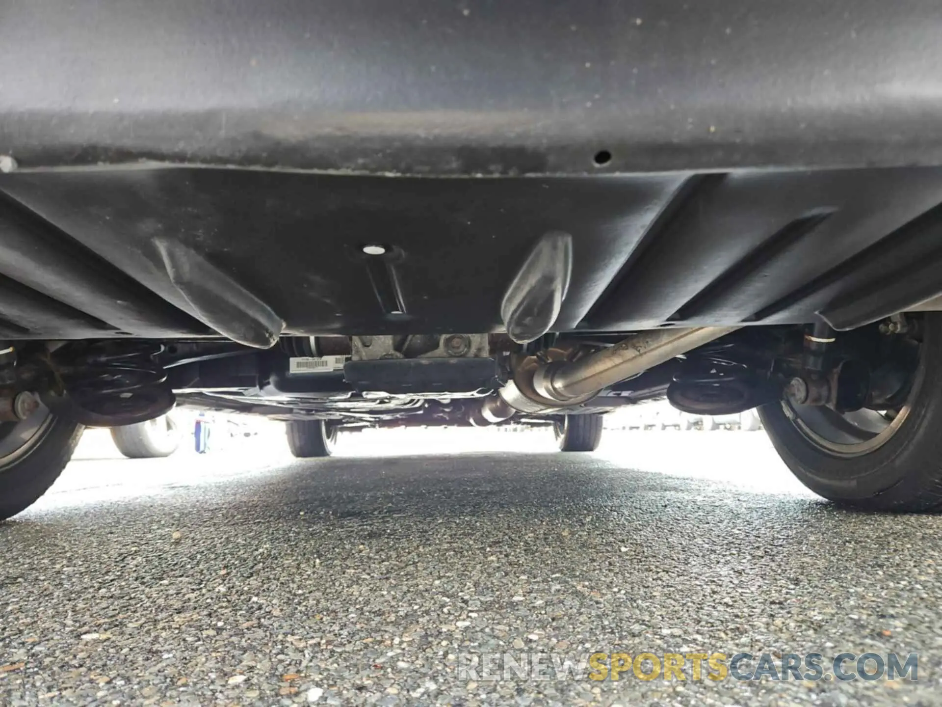 8 Photograph of a damaged car 5TDJZ3DC0LS250971 TOYOTA SIENNA 2020