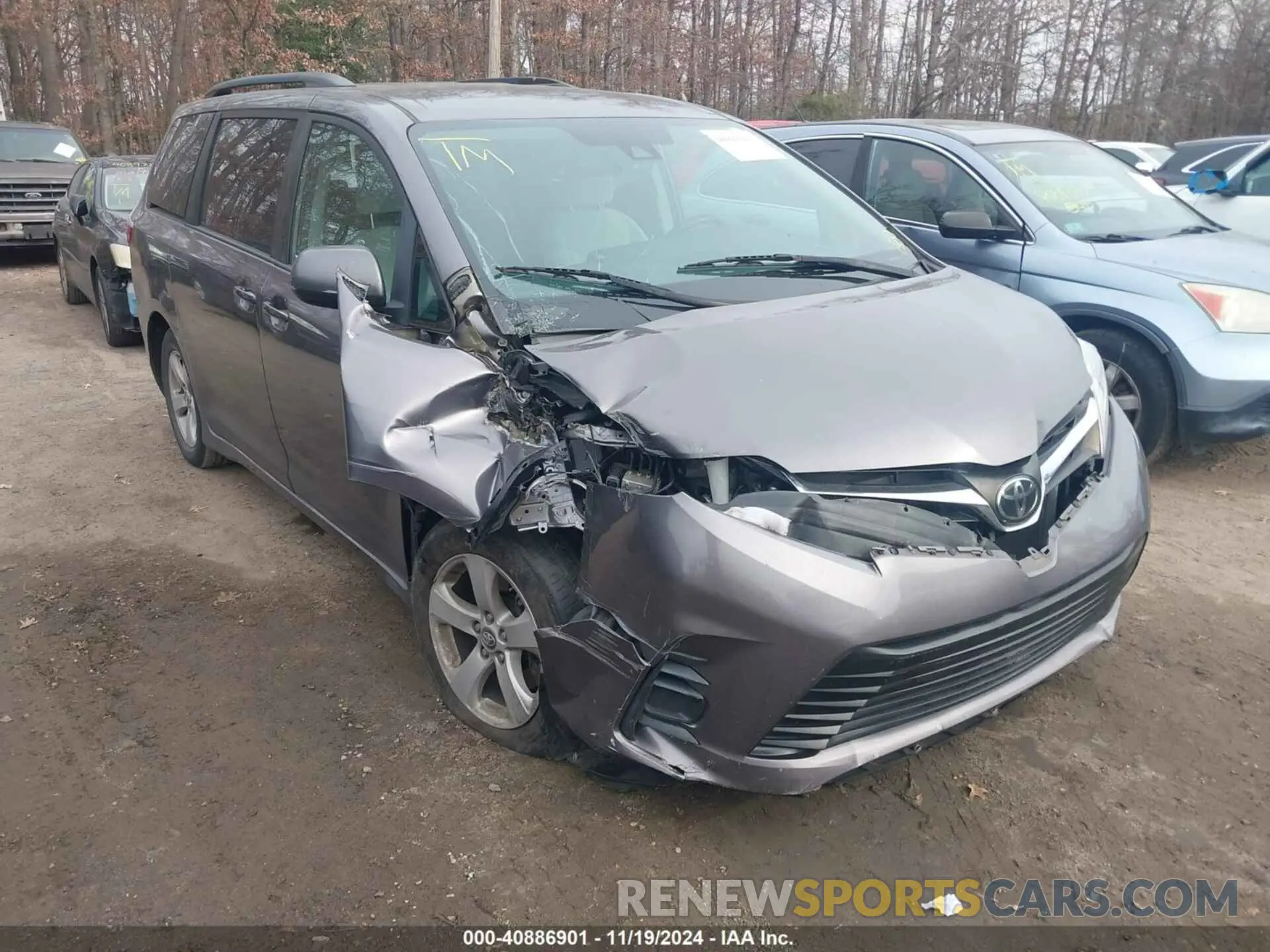 1 Photograph of a damaged car 5TDKZ3DC0LS040438 TOYOTA SIENNA 2020