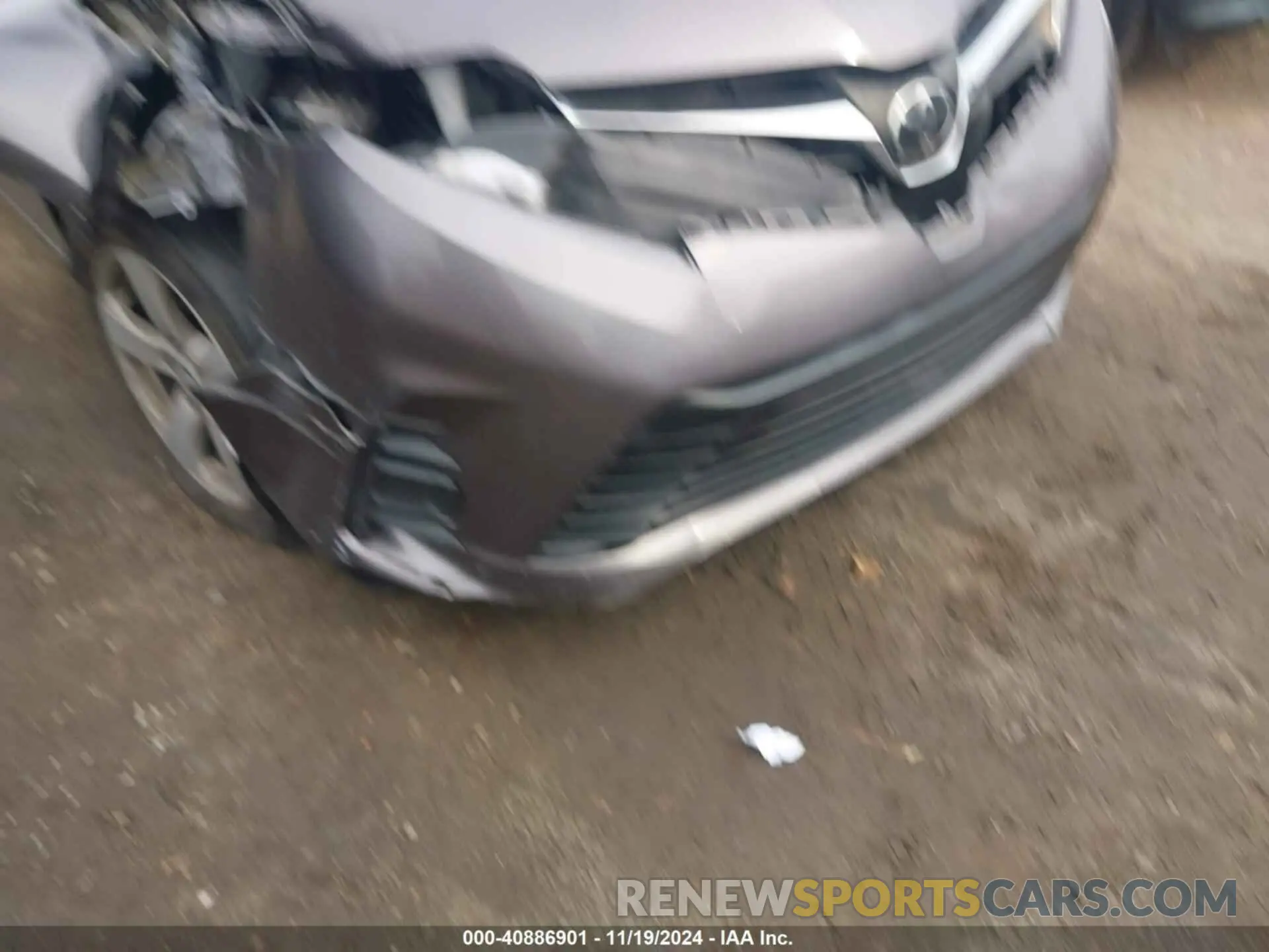 6 Photograph of a damaged car 5TDKZ3DC0LS040438 TOYOTA SIENNA 2020
