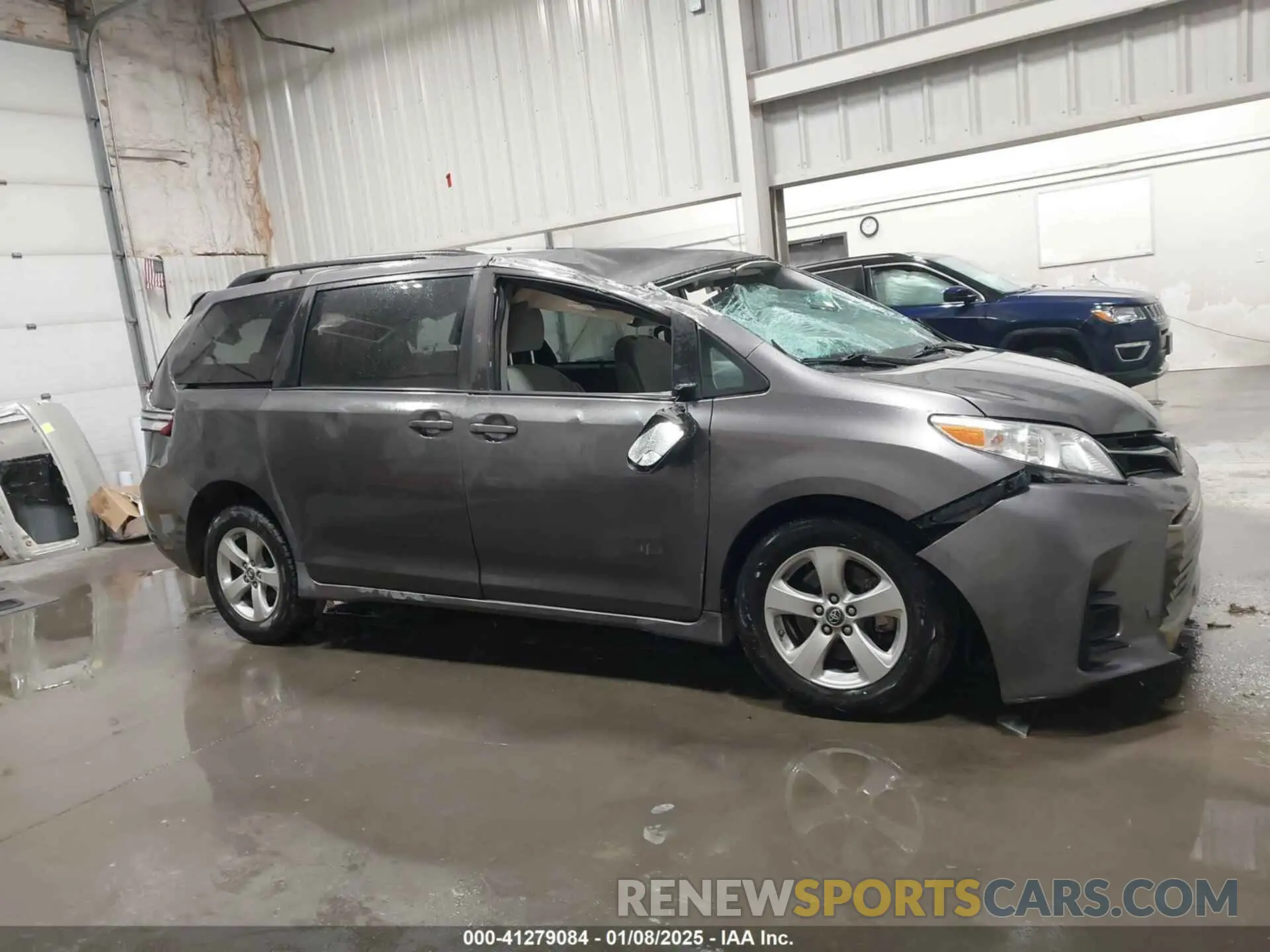 13 Фотография поврежденного автомобиля 5TDKZ3DC1LS048256 TOYOTA SIENNA 2020
