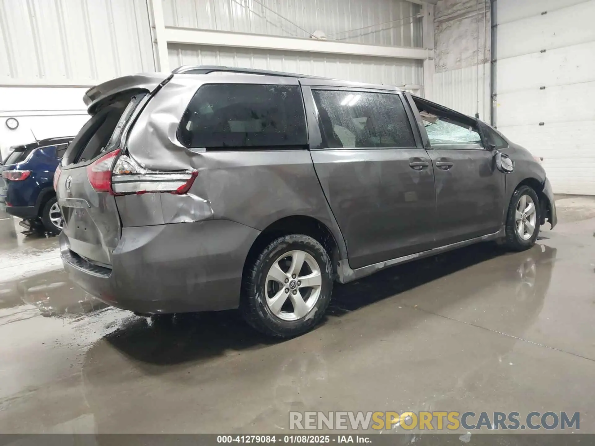 4 Фотография поврежденного автомобиля 5TDKZ3DC1LS048256 TOYOTA SIENNA 2020