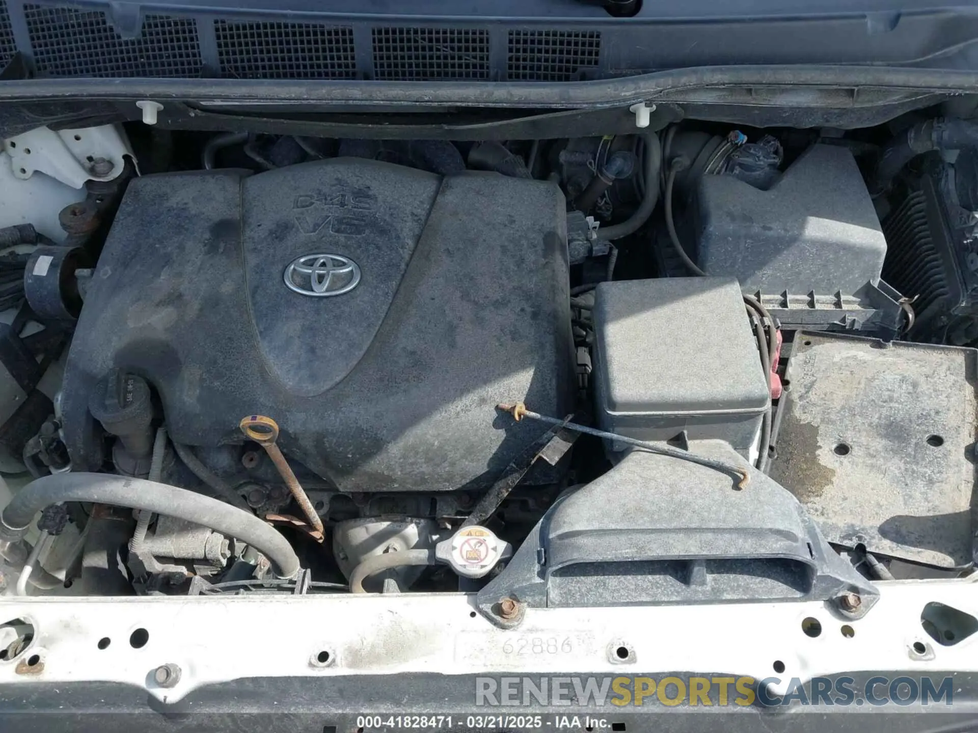 10 Photograph of a damaged car 5TDKZ3DC2LS024290 TOYOTA SIENNA 2020