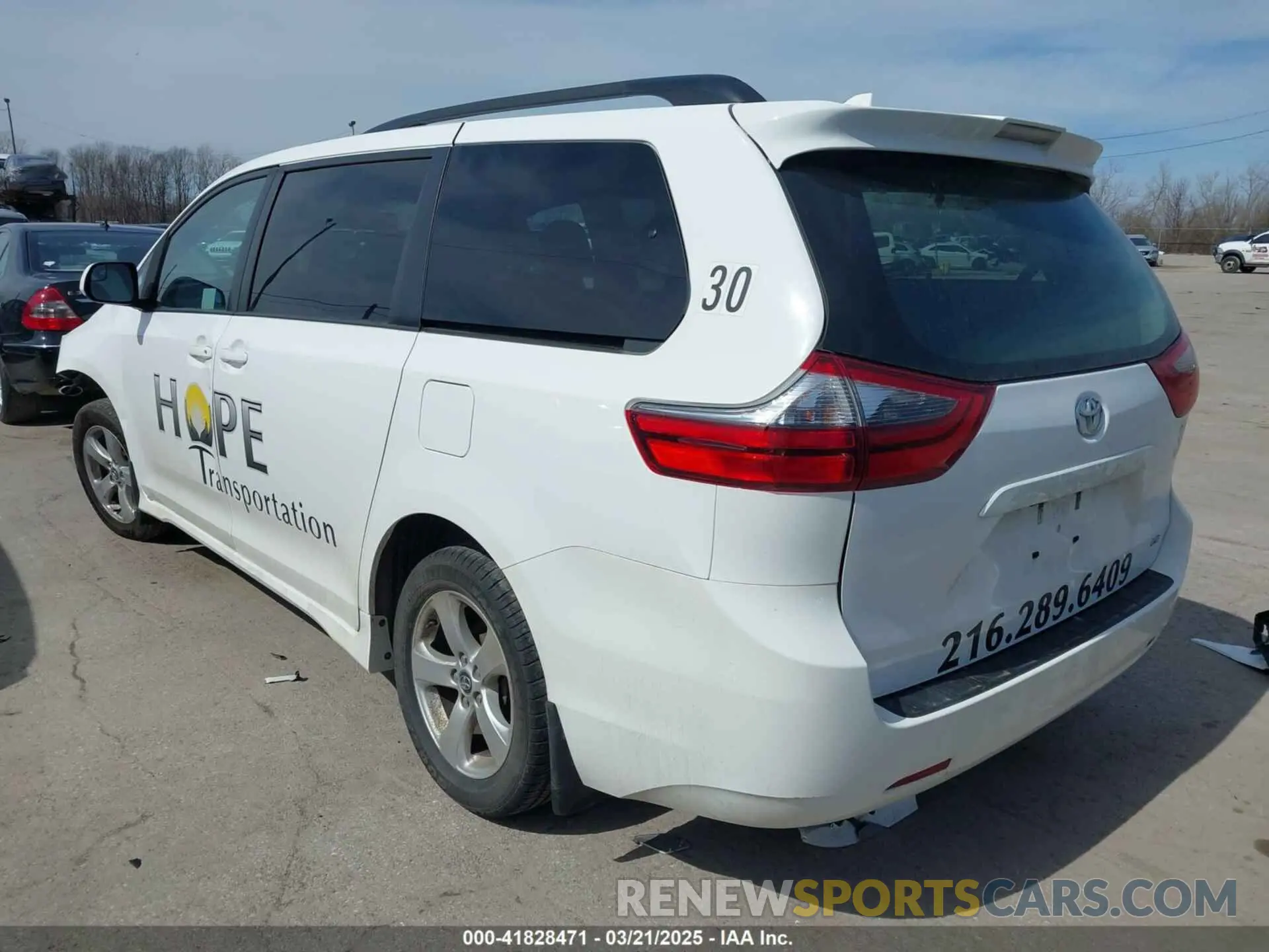 3 Photograph of a damaged car 5TDKZ3DC2LS024290 TOYOTA SIENNA 2020