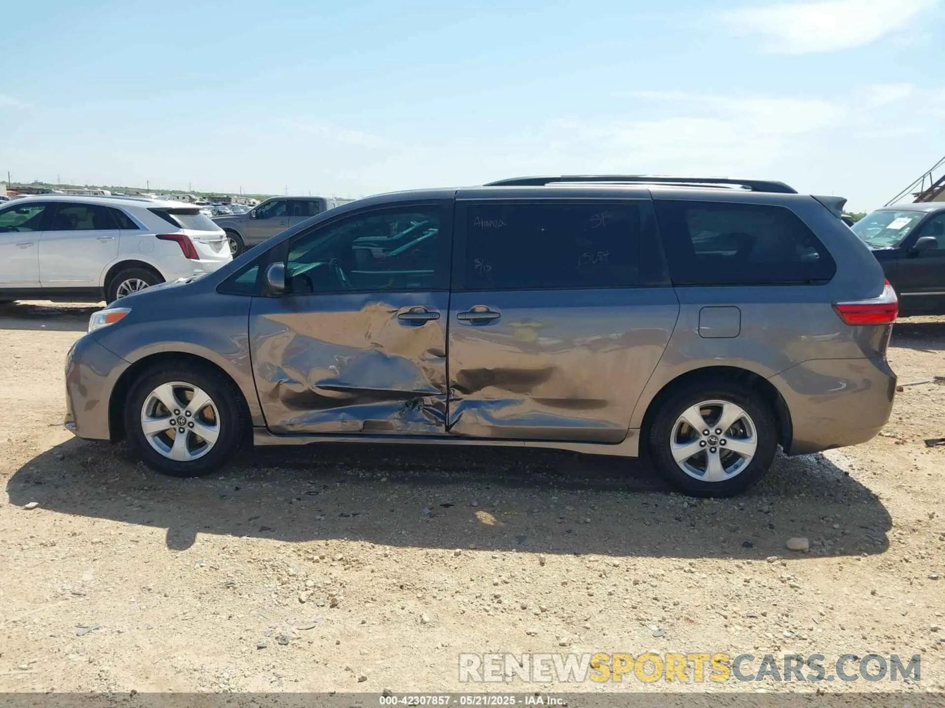 14 Фотография поврежденного автомобиля 5TDKZ3DC2LS036312 TOYOTA SIENNA 2020