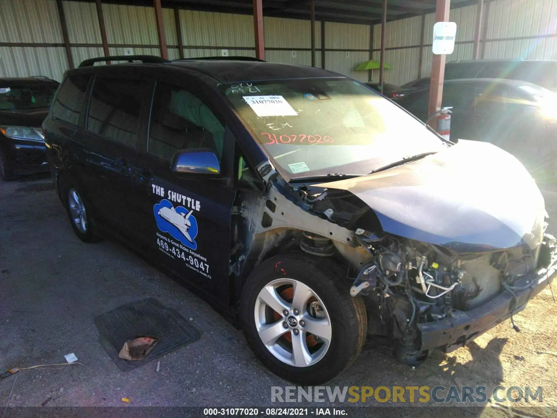 1 Фотография поврежденного автомобиля 5TDKZ3DC2LS044524 TOYOTA SIENNA 2020