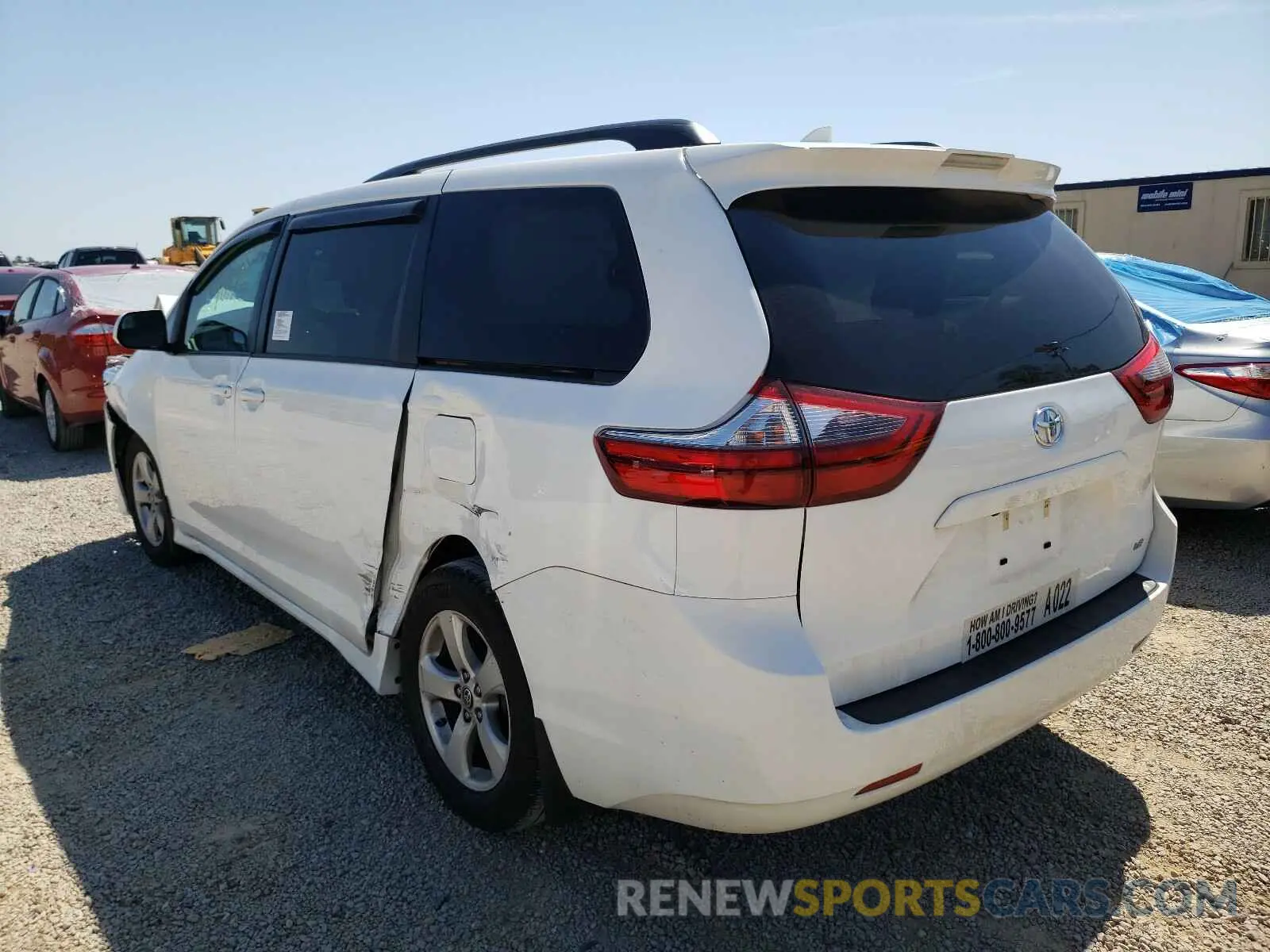 3 Photograph of a damaged car 5TDKZ3DC2LS062487 TOYOTA SIENNA 2020