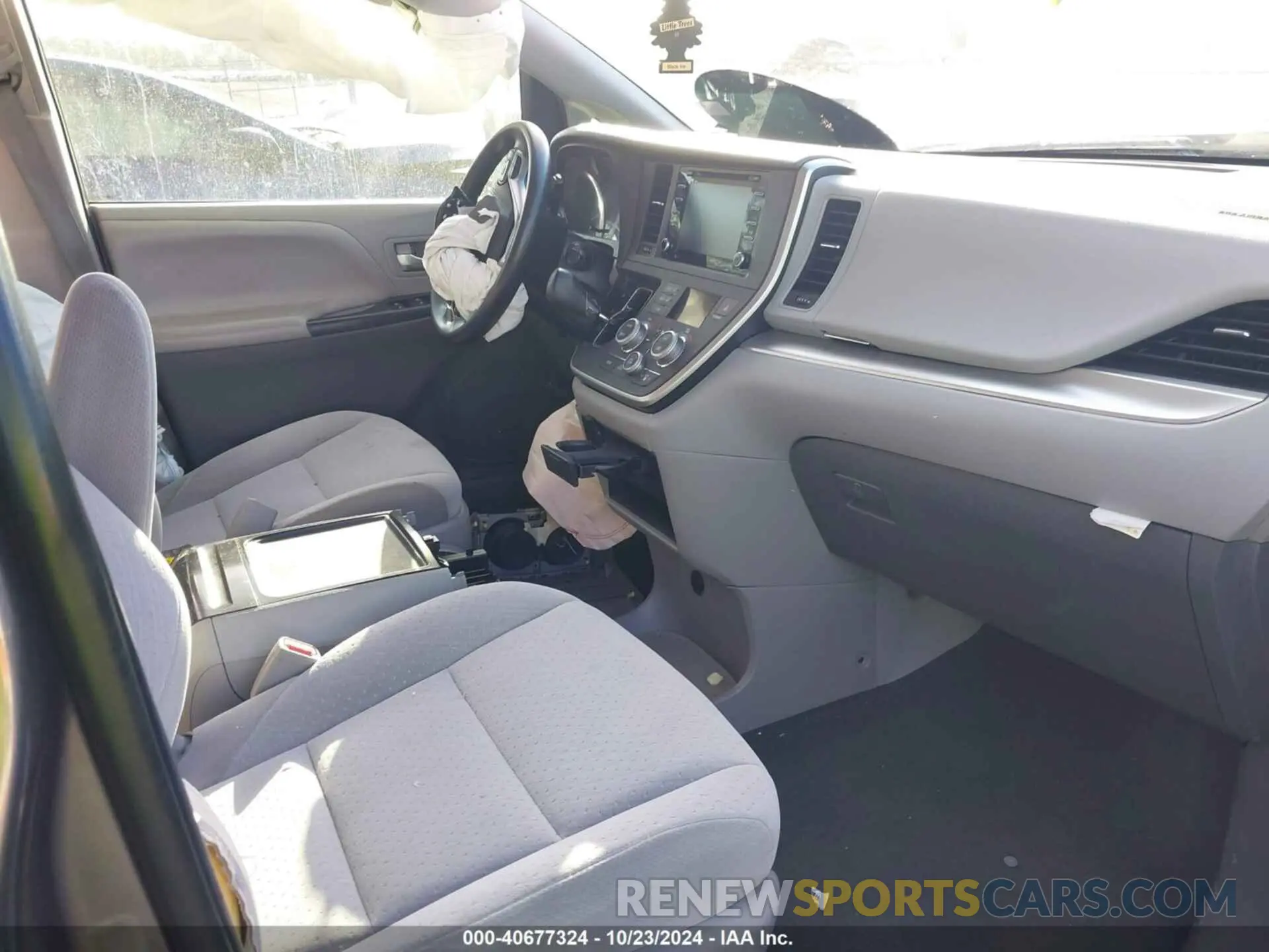 5 Фотография поврежденного автомобиля 5TDKZ3DC2LS076504 TOYOTA SIENNA 2020