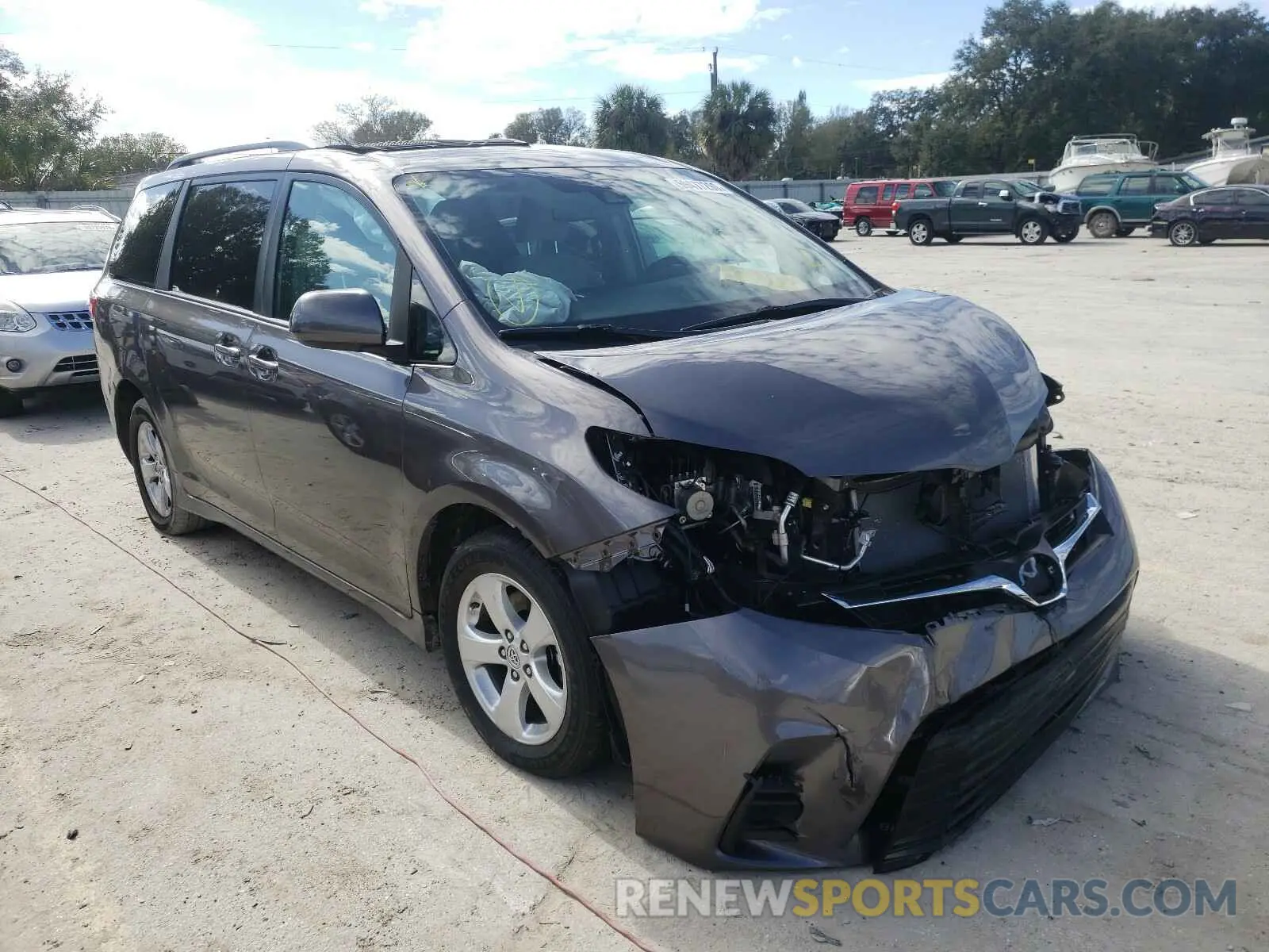 1 Photograph of a damaged car 5TDKZ3DC8LS081741 TOYOTA SIENNA 2020