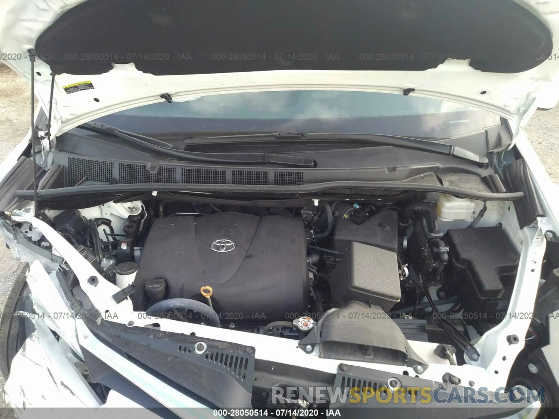 10 Photograph of a damaged car 5TDKZ3DCXLS030368 TOYOTA SIENNA 2020