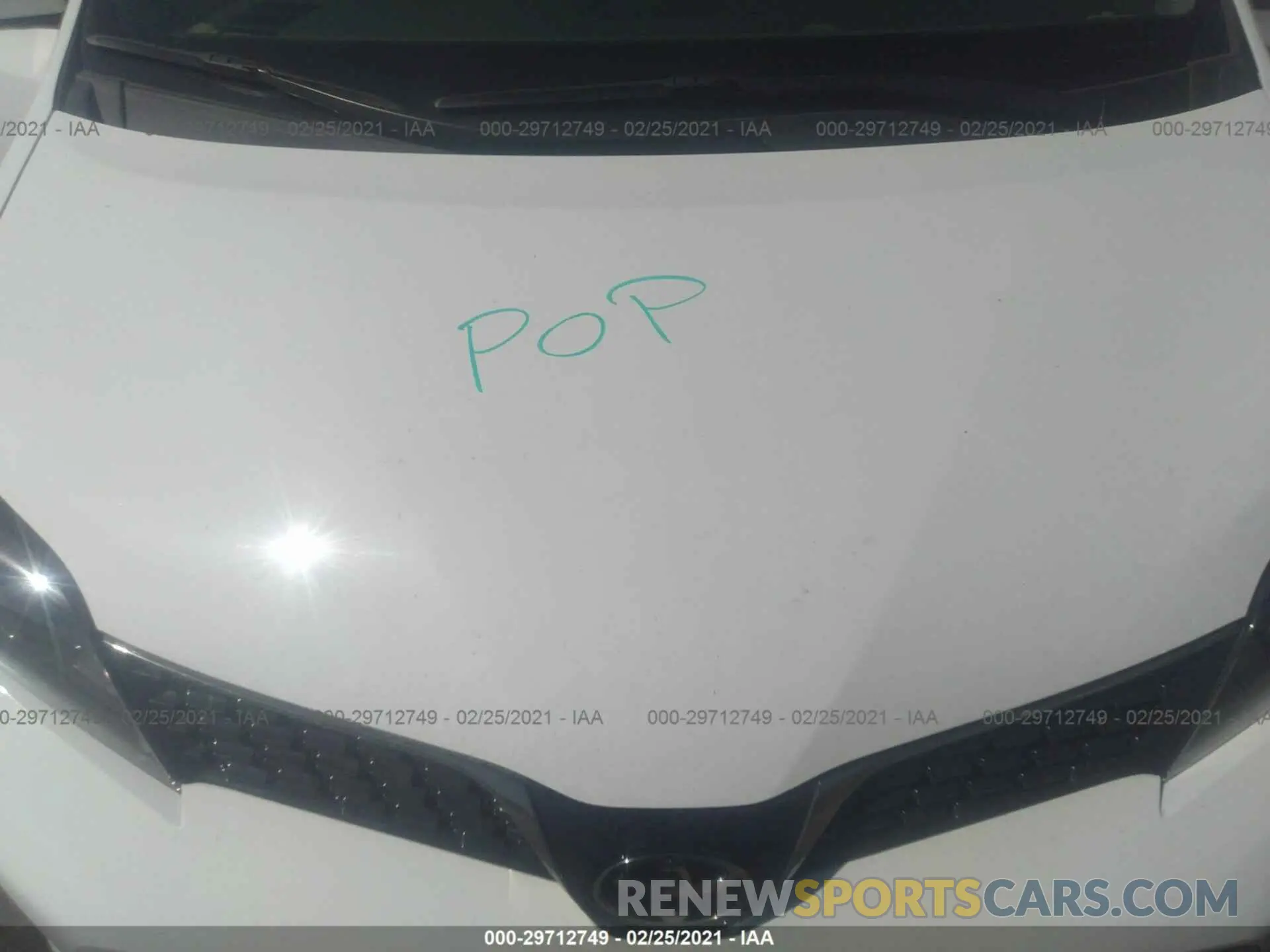 10 Photograph of a damaged car 5TDXZ3DC1LS079402 TOYOTA SIENNA 2020