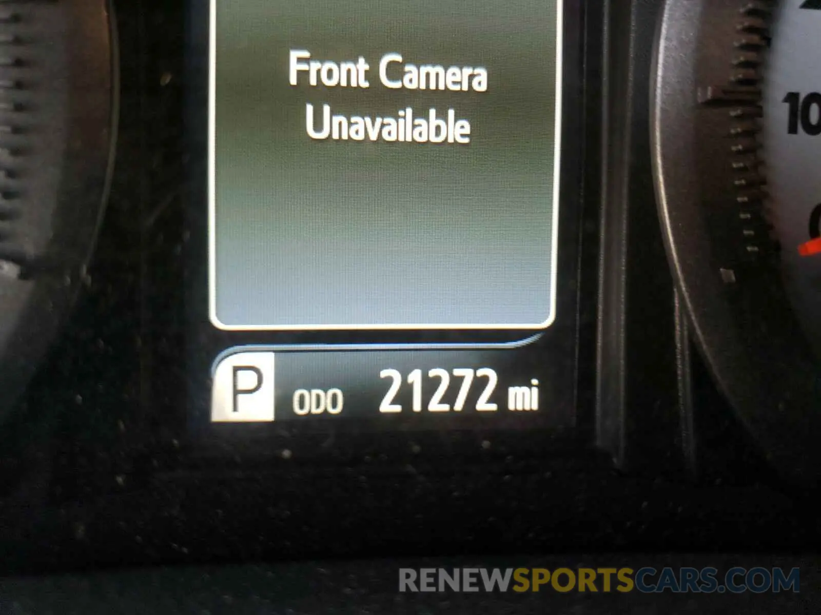 8 Photograph of a damaged car 5TDXZ3DC3LS043839 TOYOTA SIENNA 2020