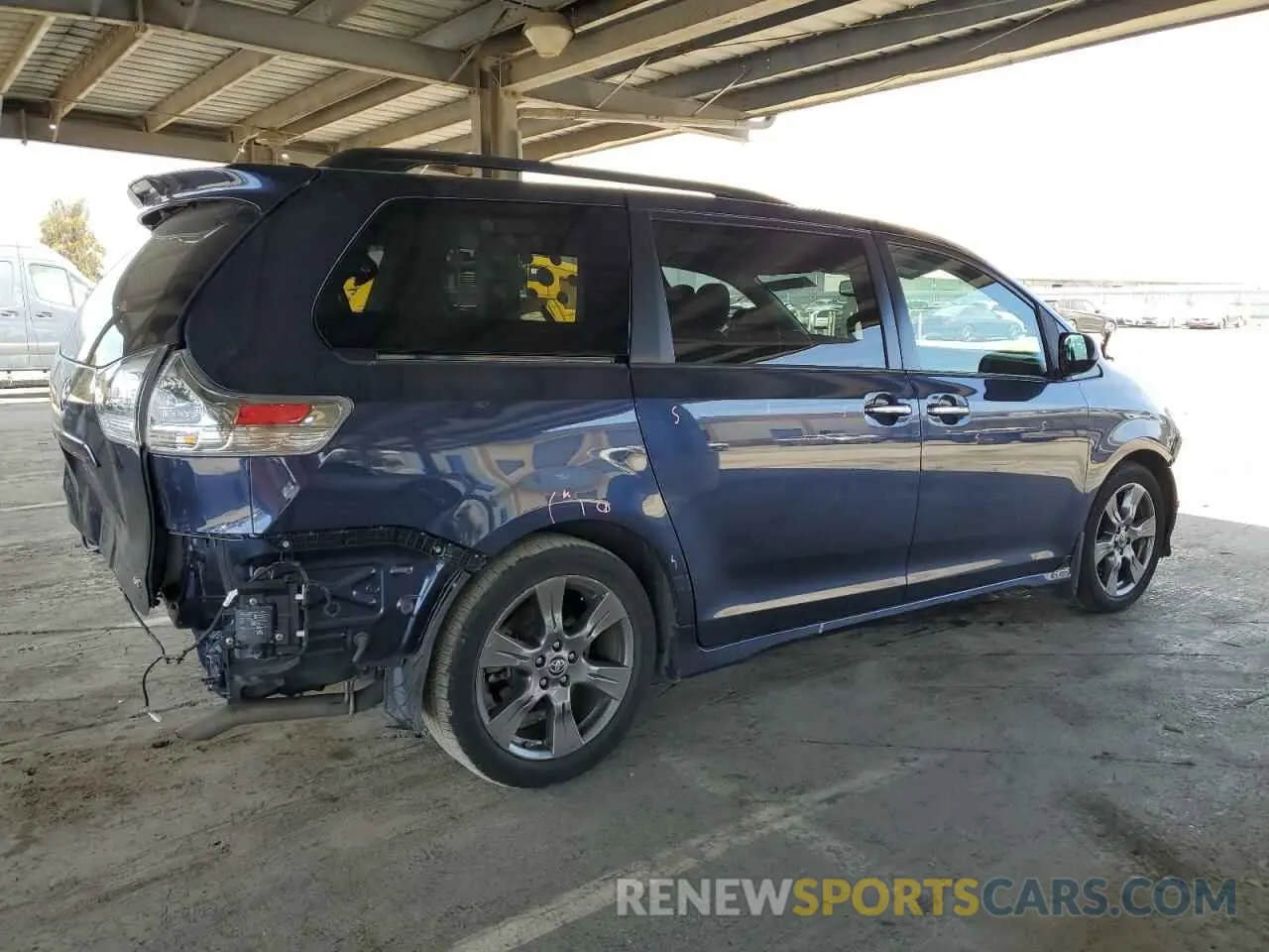 3 Фотография поврежденного автомобиля 5TDXZ3DC4LS034373 TOYOTA SIENNA 2020
