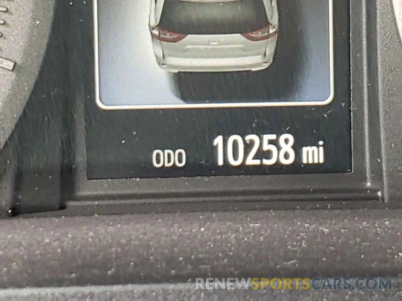 8 Photograph of a damaged car 5TDXZ3DC8LS083933 TOYOTA SIENNA 2020