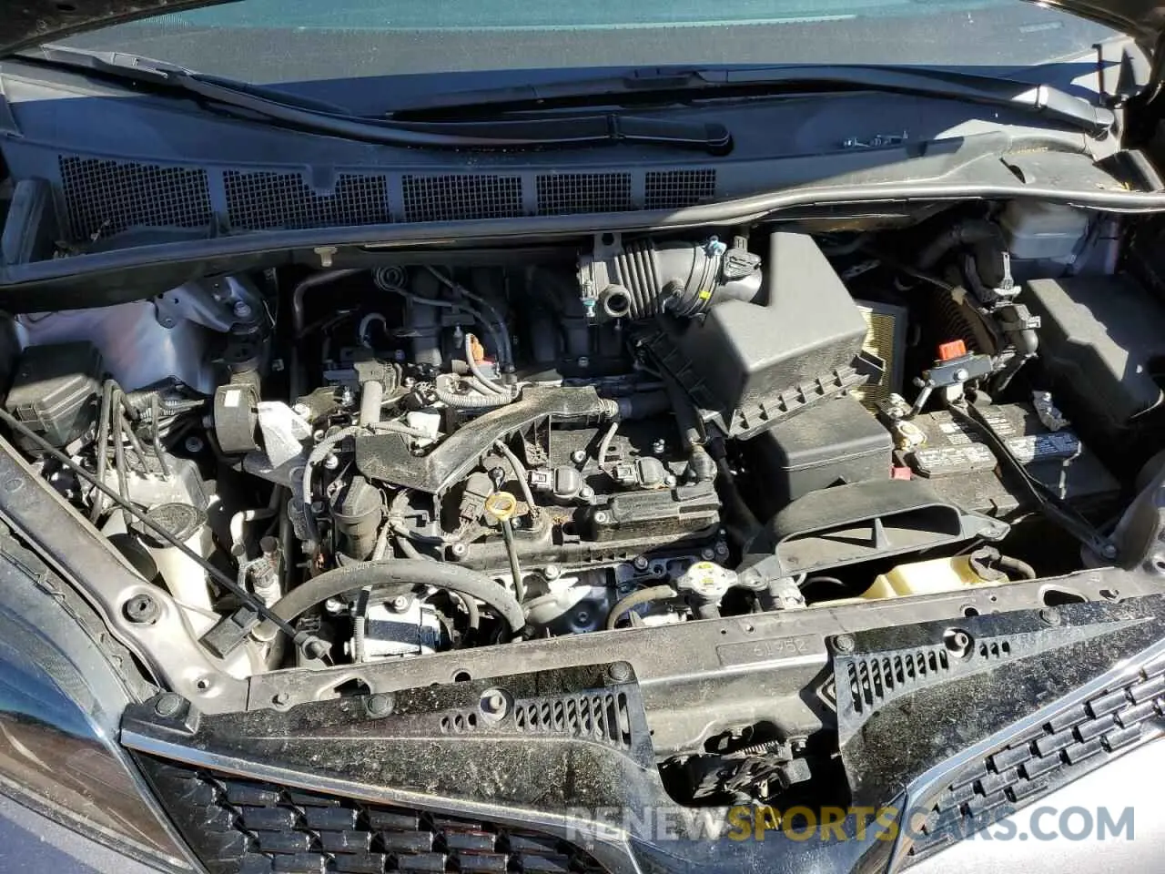 9 Photograph of a damaged car 5TDXZ3DC9LS082094 TOYOTA SIENNA 2020
