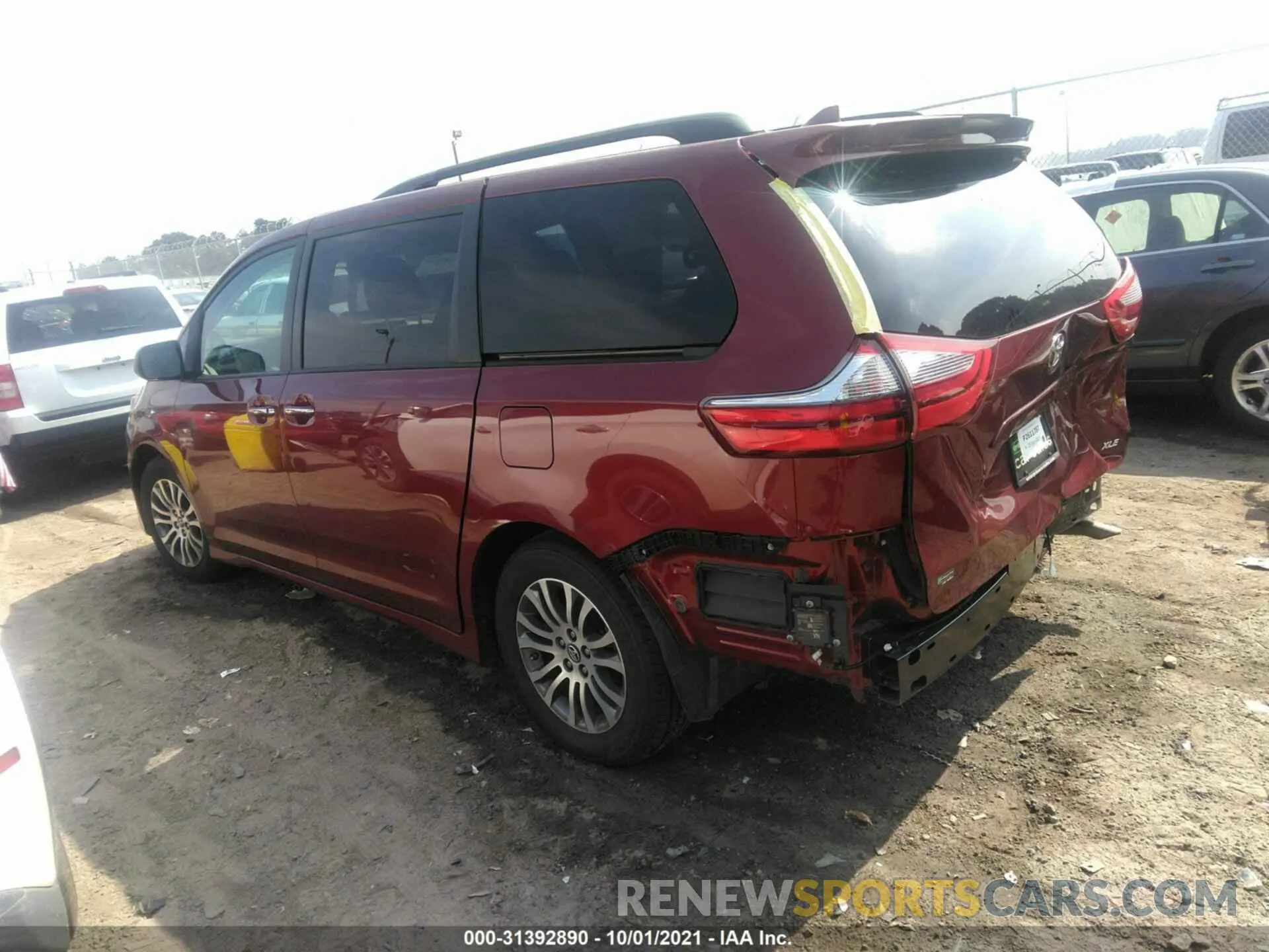 3 Photograph of a damaged car 5TDYZ3DC0LS037968 TOYOTA SIENNA 2020