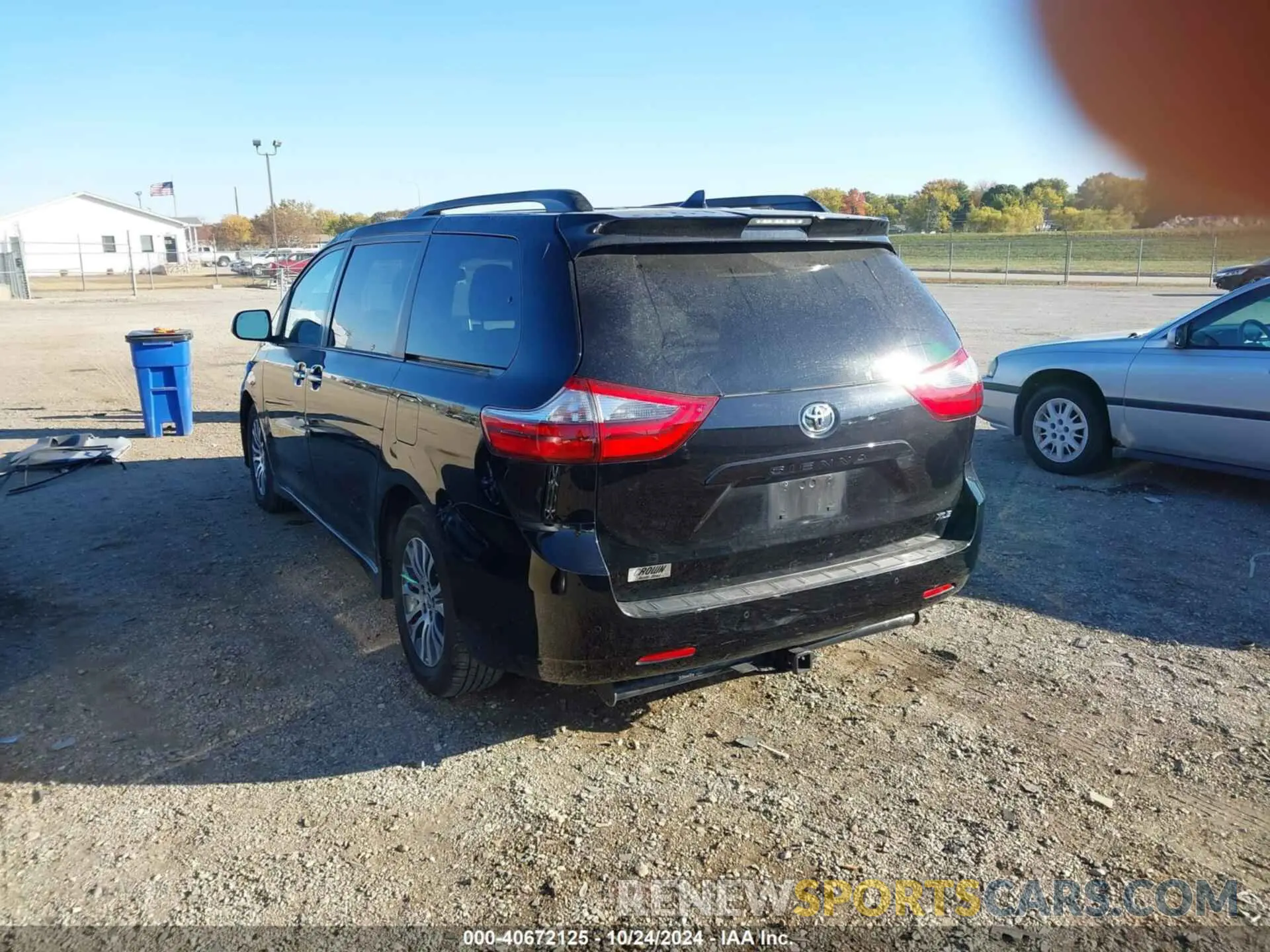 3 Фотография поврежденного автомобиля 5TDYZ3DC0LS050137 TOYOTA SIENNA 2020