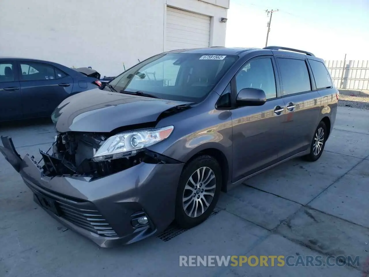 1 Photograph of a damaged car 5TDYZ3DC2LS029502 TOYOTA SIENNA 2020
