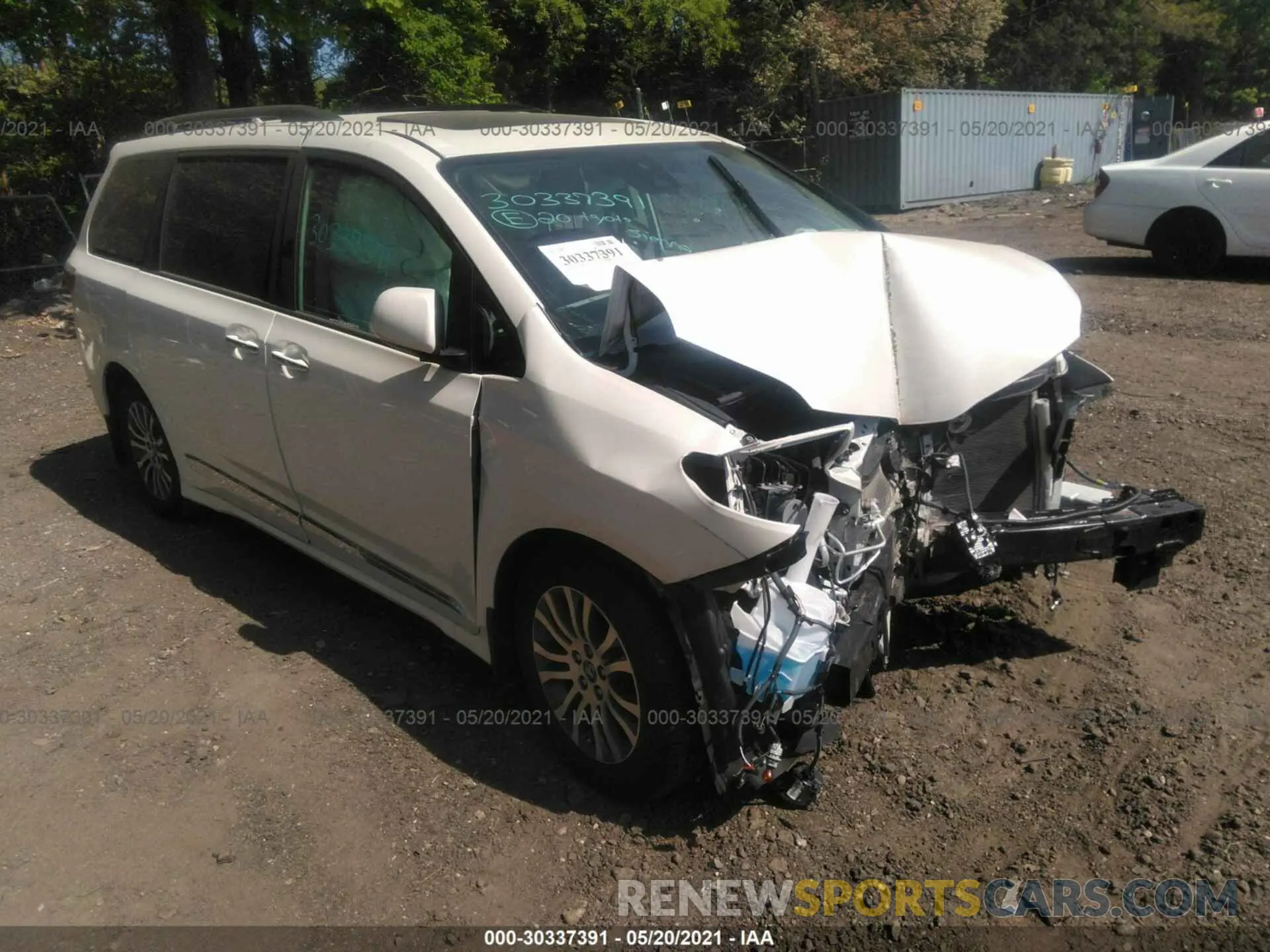 1 Photograph of a damaged car 5TDYZ3DC2LS048244 TOYOTA SIENNA 2020